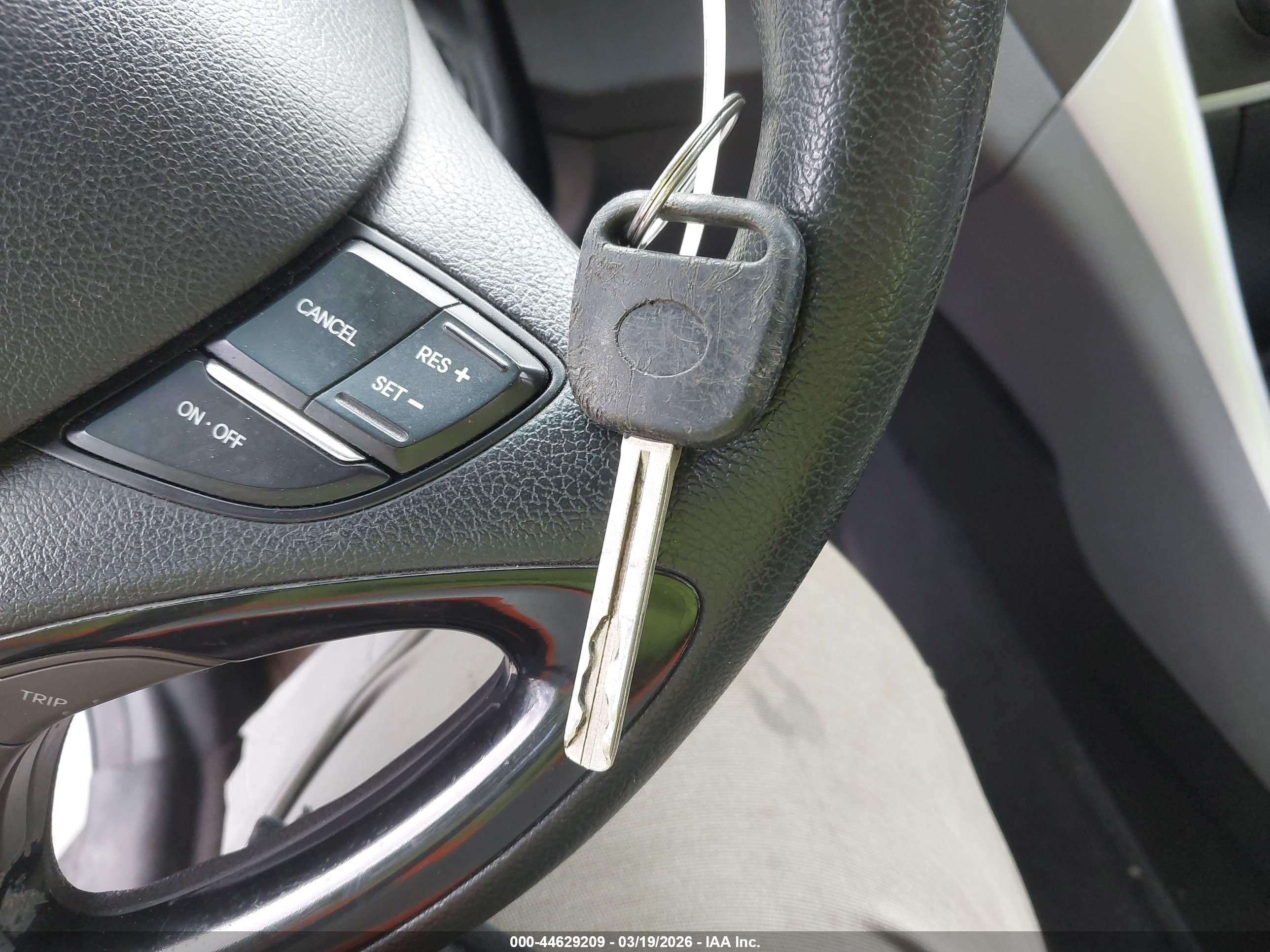HYUNDAI SONATA image 11