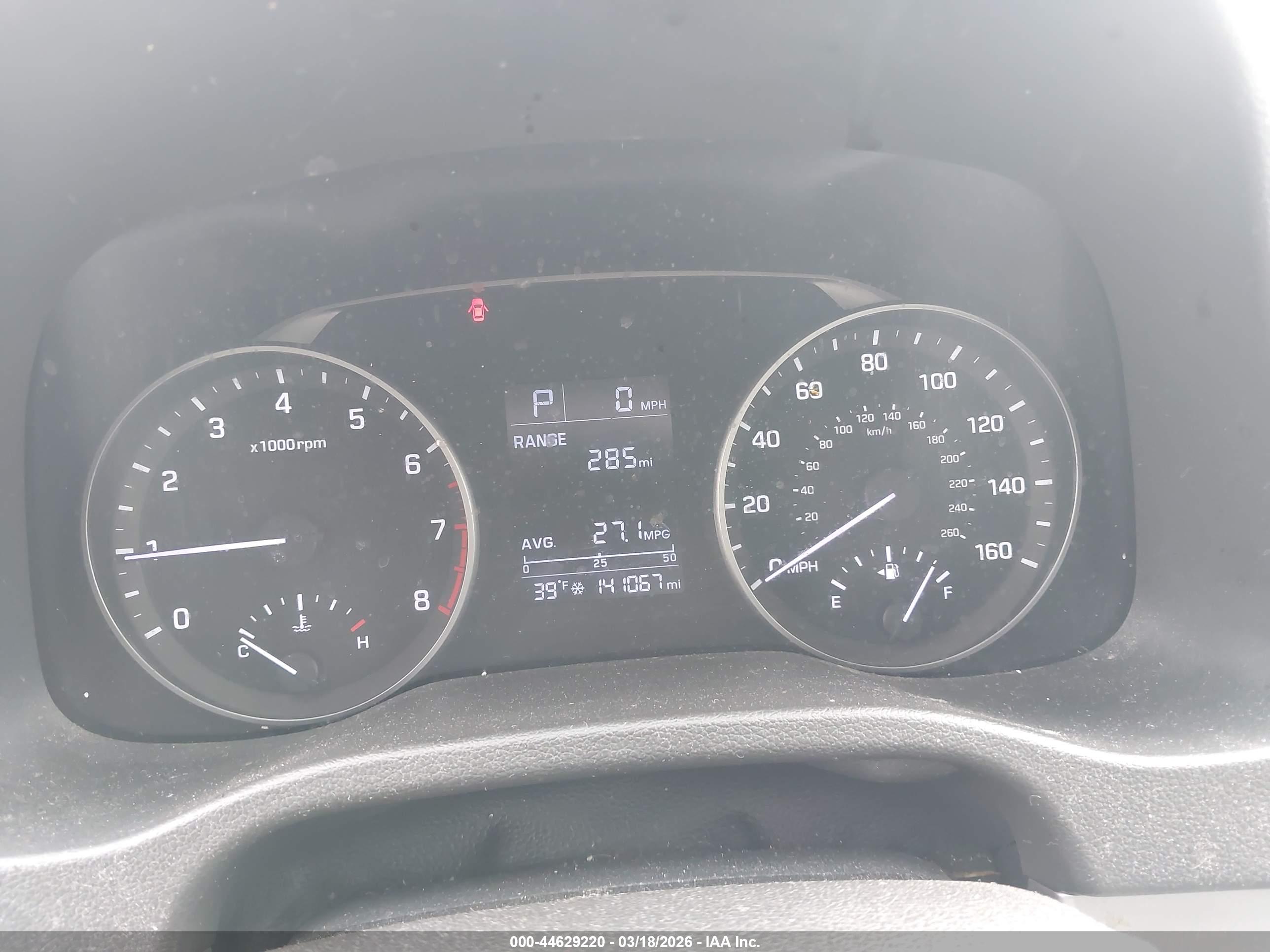 HYUNDAI ELANTRA image 7