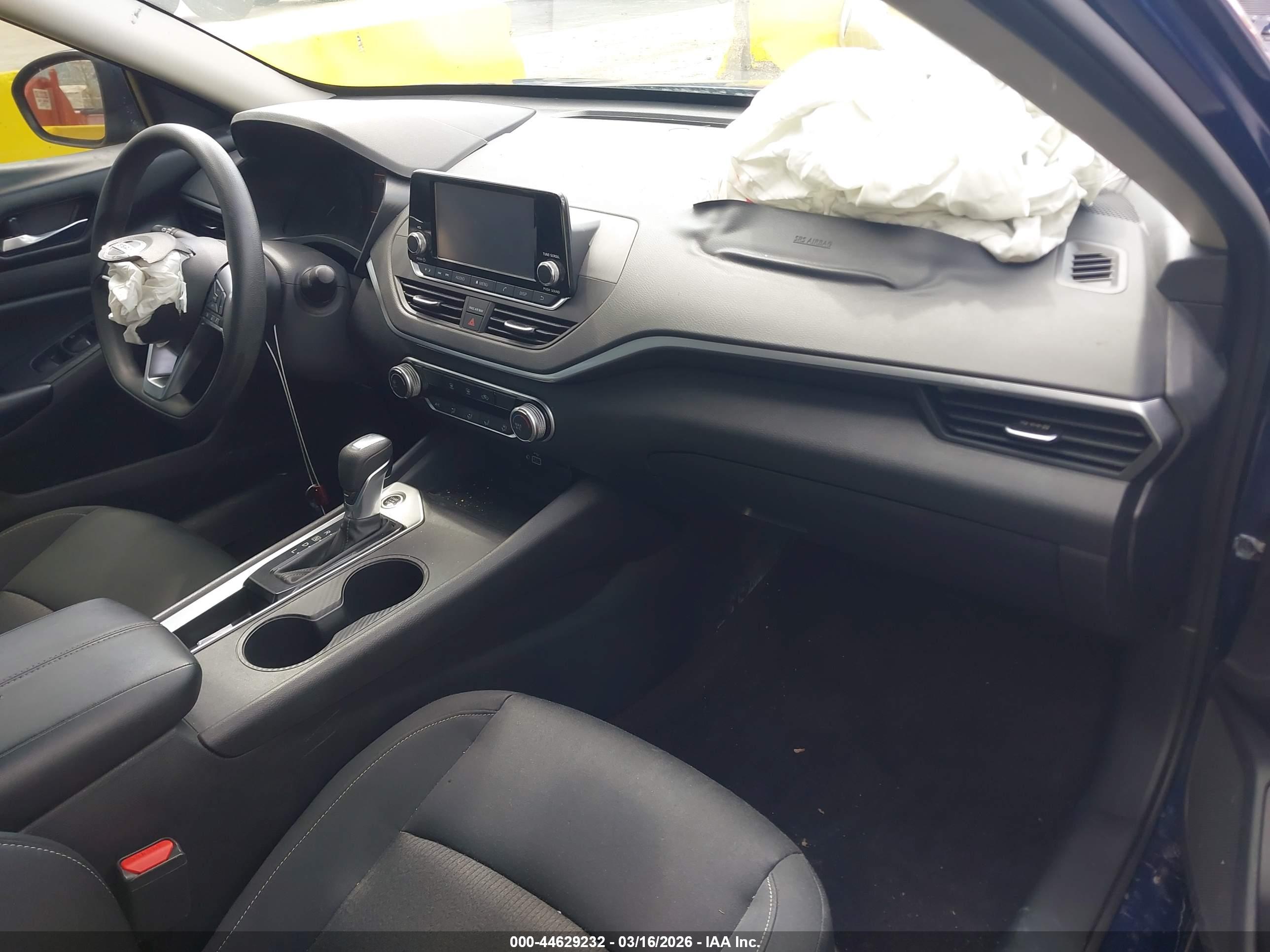 NISSAN ALTIMA image 5