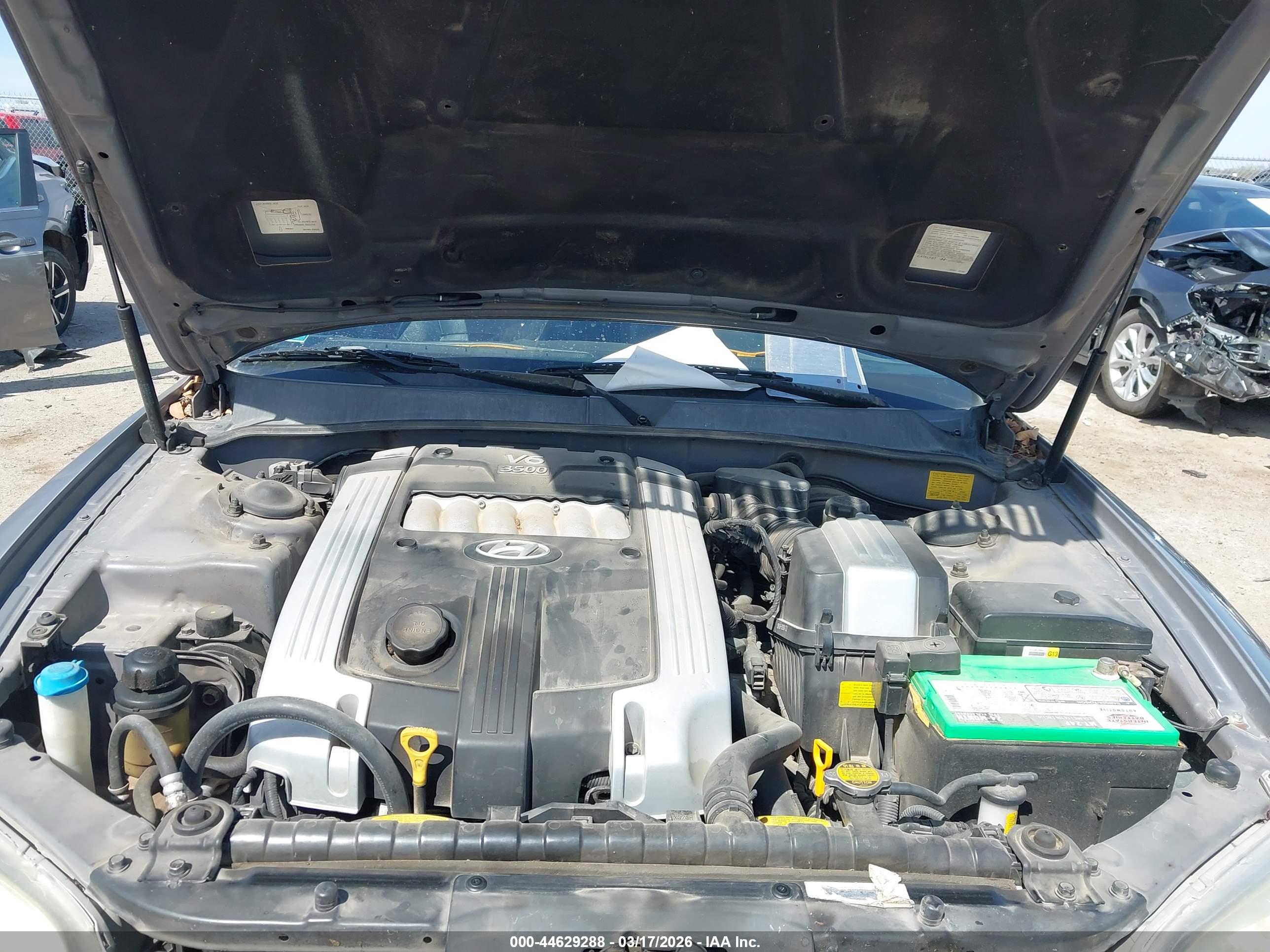 HYUNDAI XG350 image 10