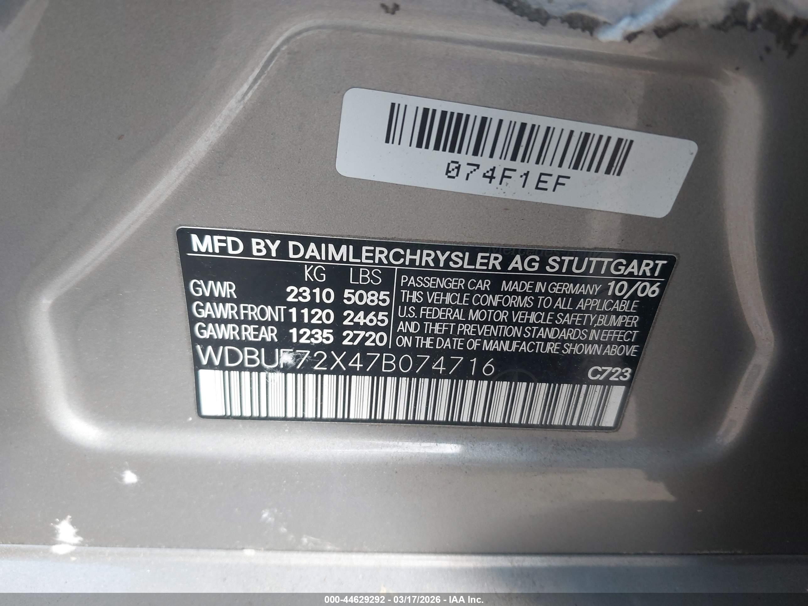 MERCEDES-BENZ E image 9