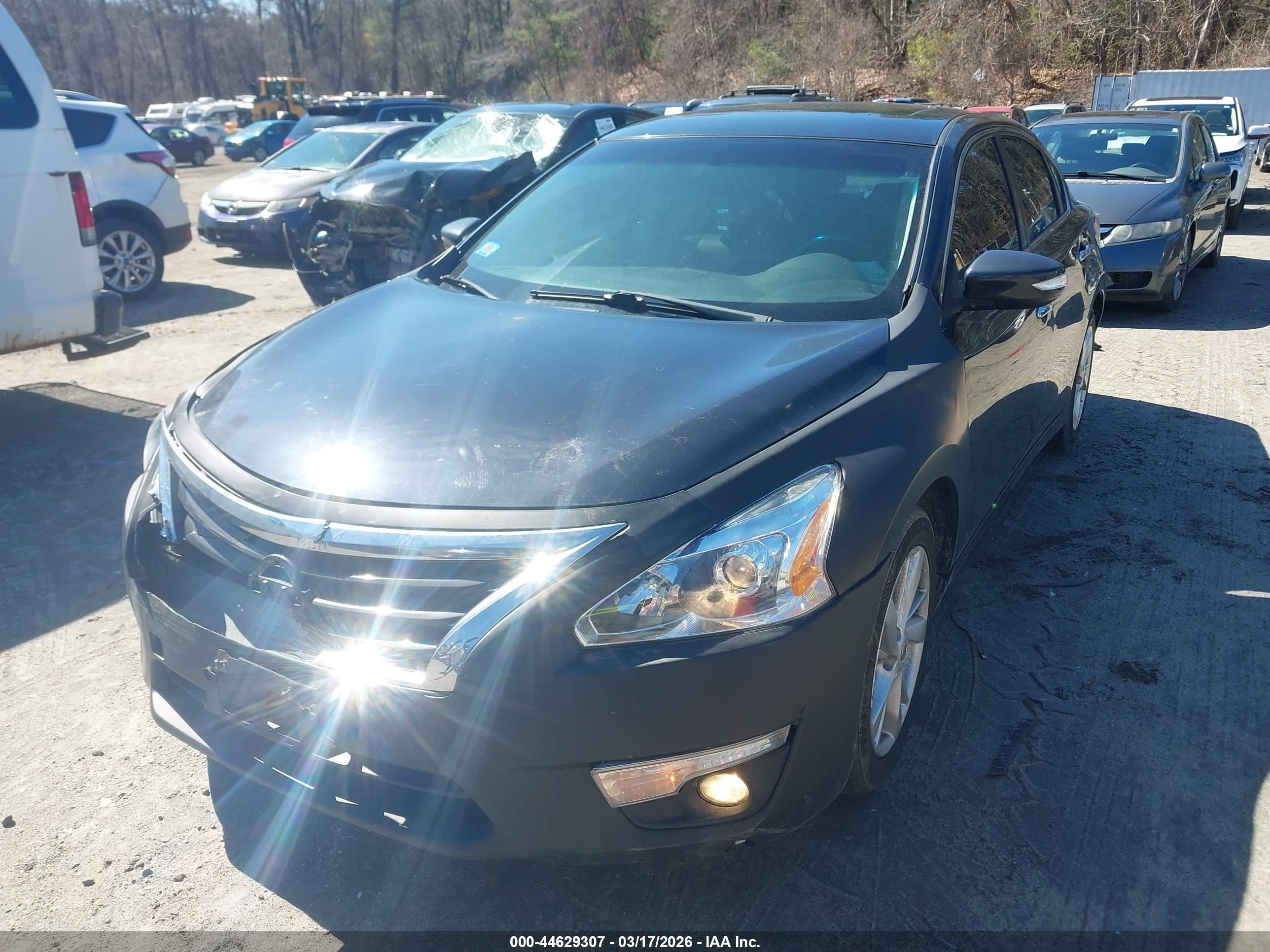NISSAN ALTIMA image 2