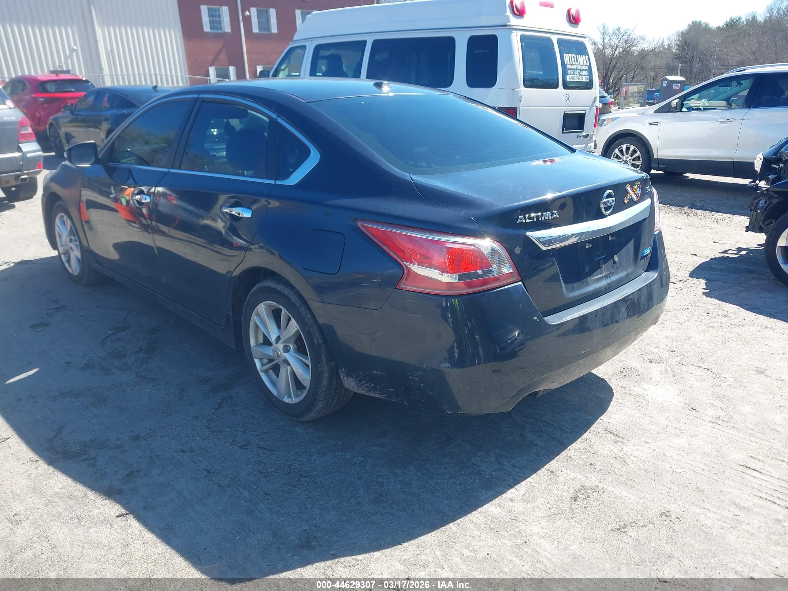 NISSAN ALTIMA image 3