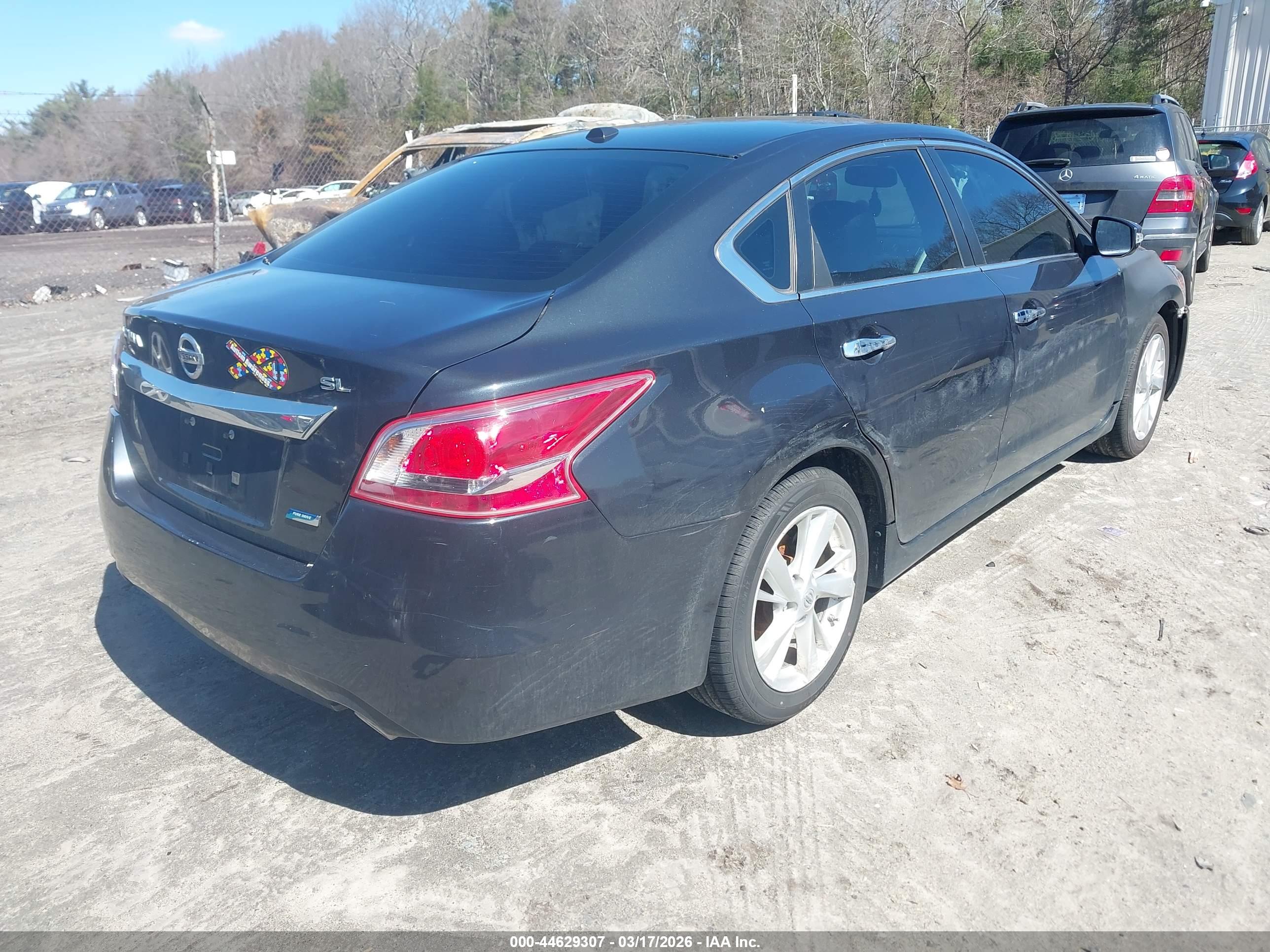 NISSAN ALTIMA image 4