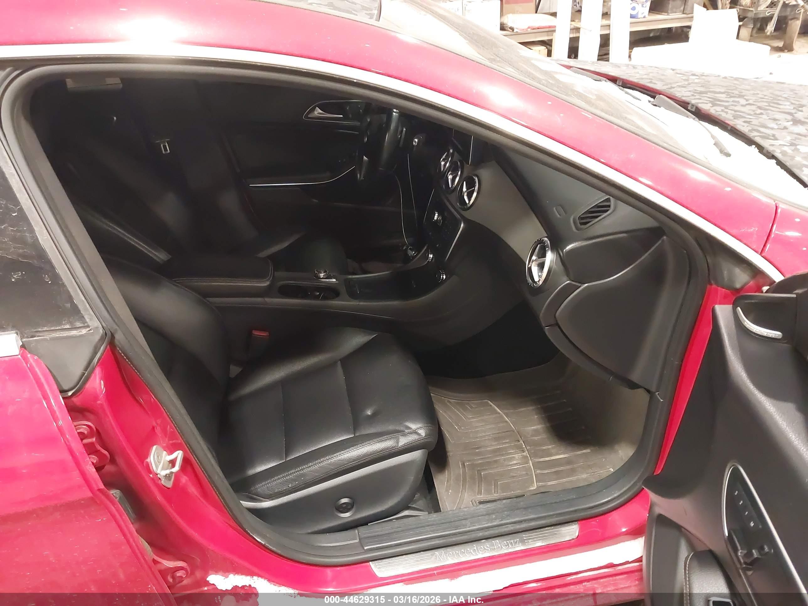 MERCEDES-BENZ CLA image 5