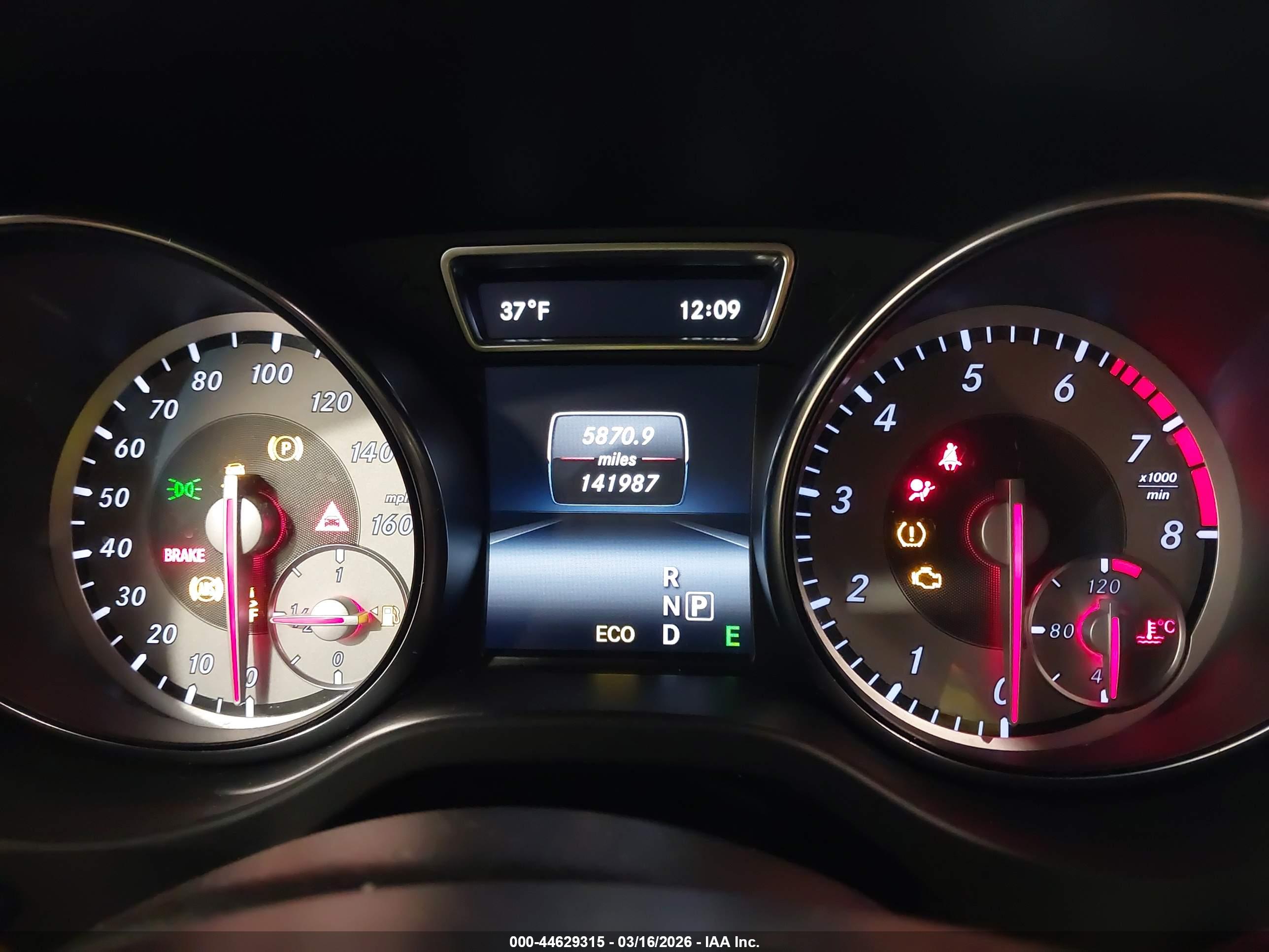 MERCEDES-BENZ CLA image 7