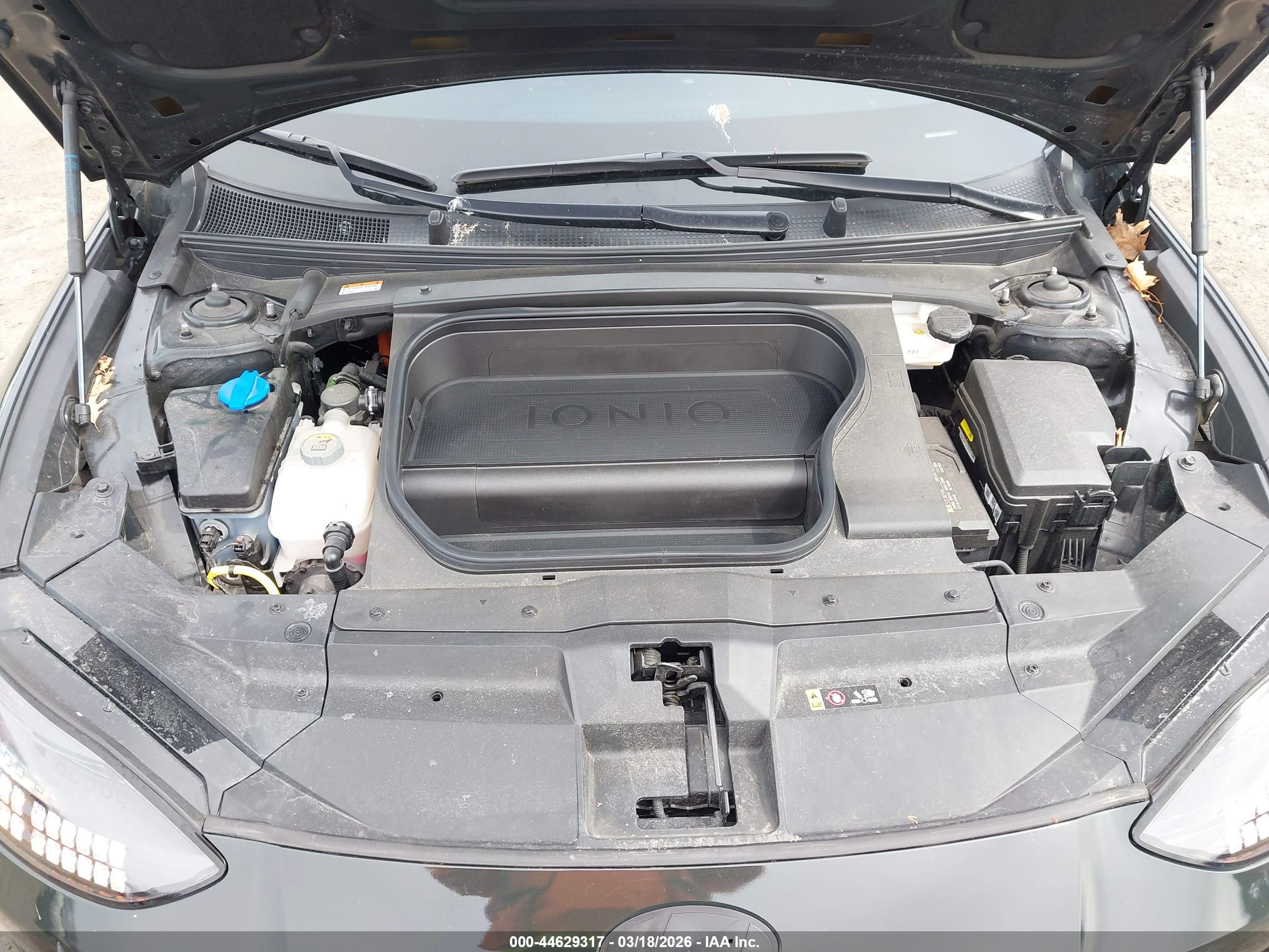 HYUNDAI IONIQ image 10