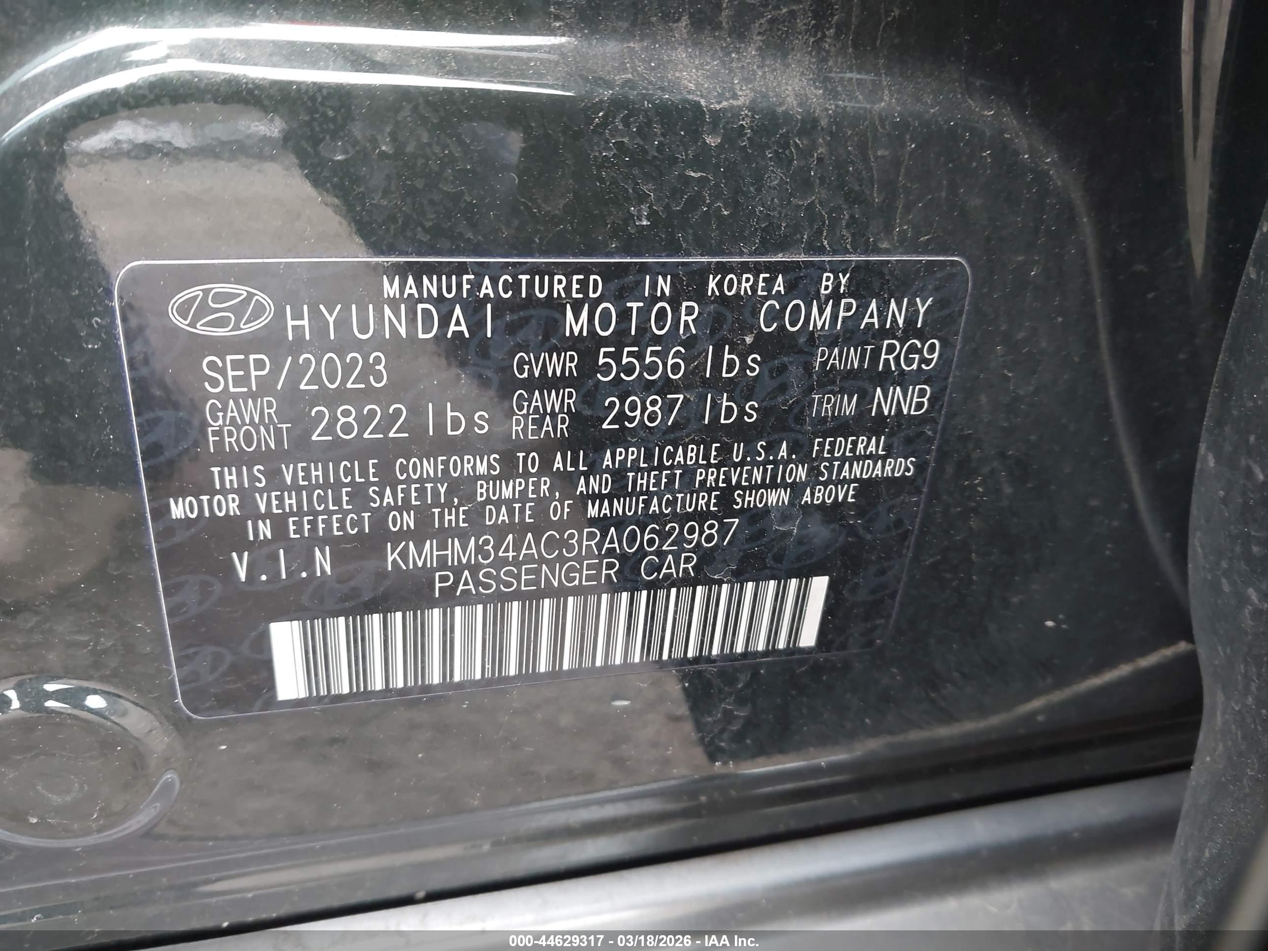 HYUNDAI IONIQ image 9