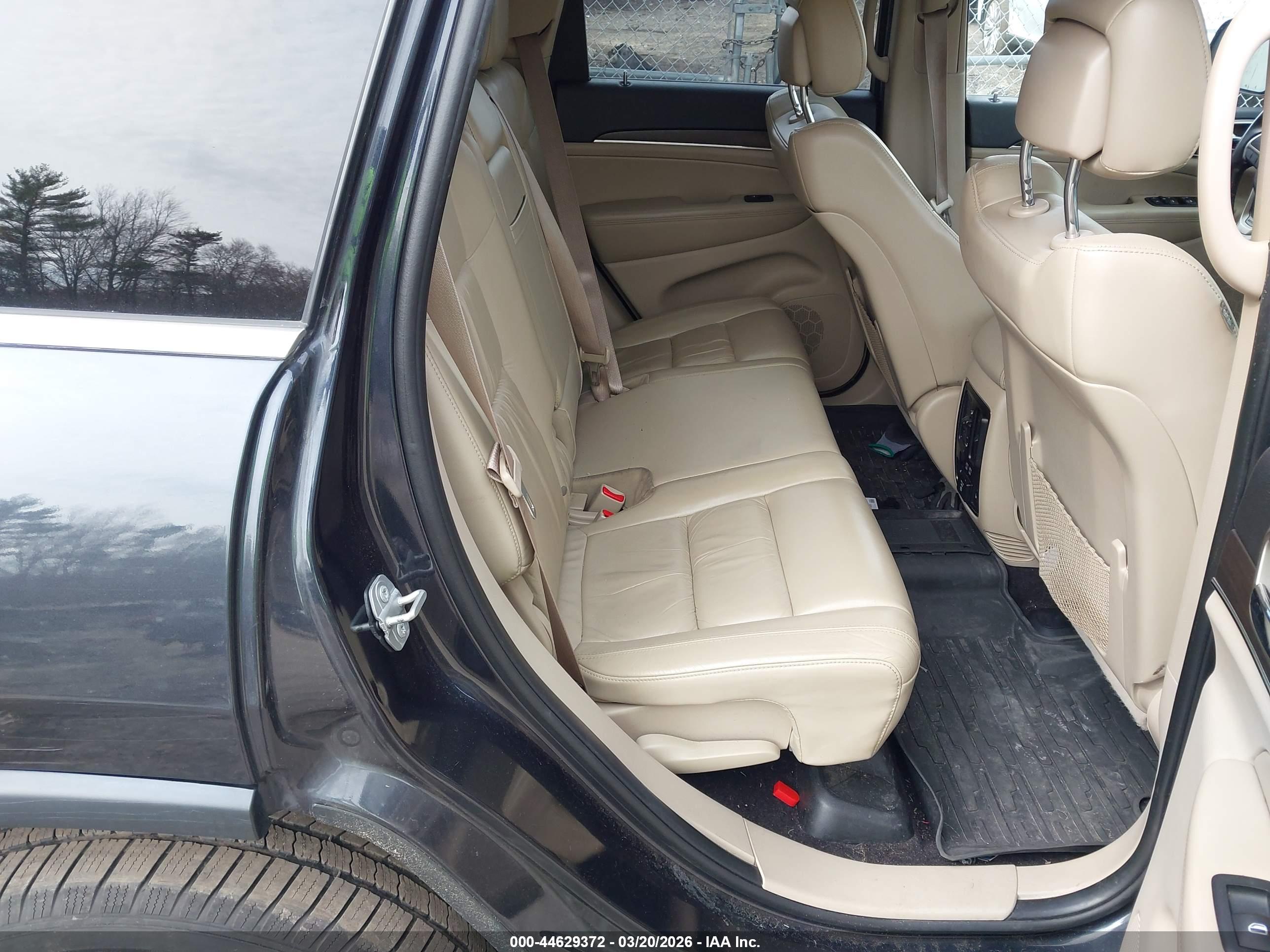 JEEP GRAND image 8