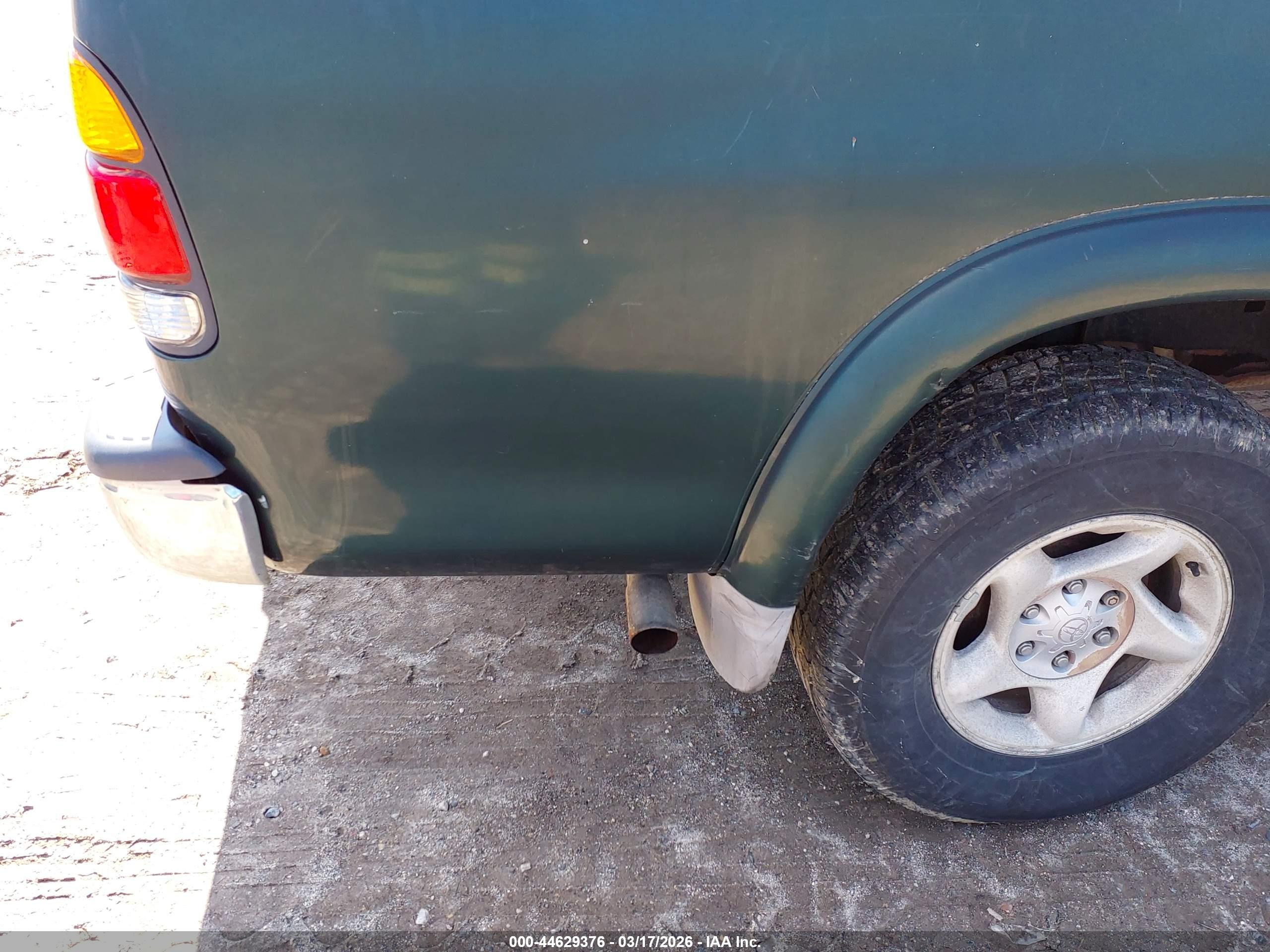 TOYOTA TUNDRA image 6