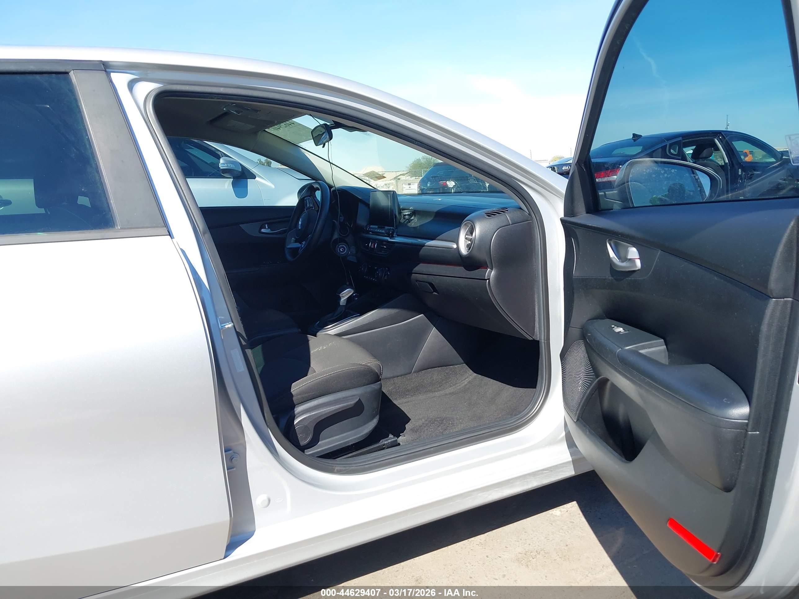 KIA FORTE image 5