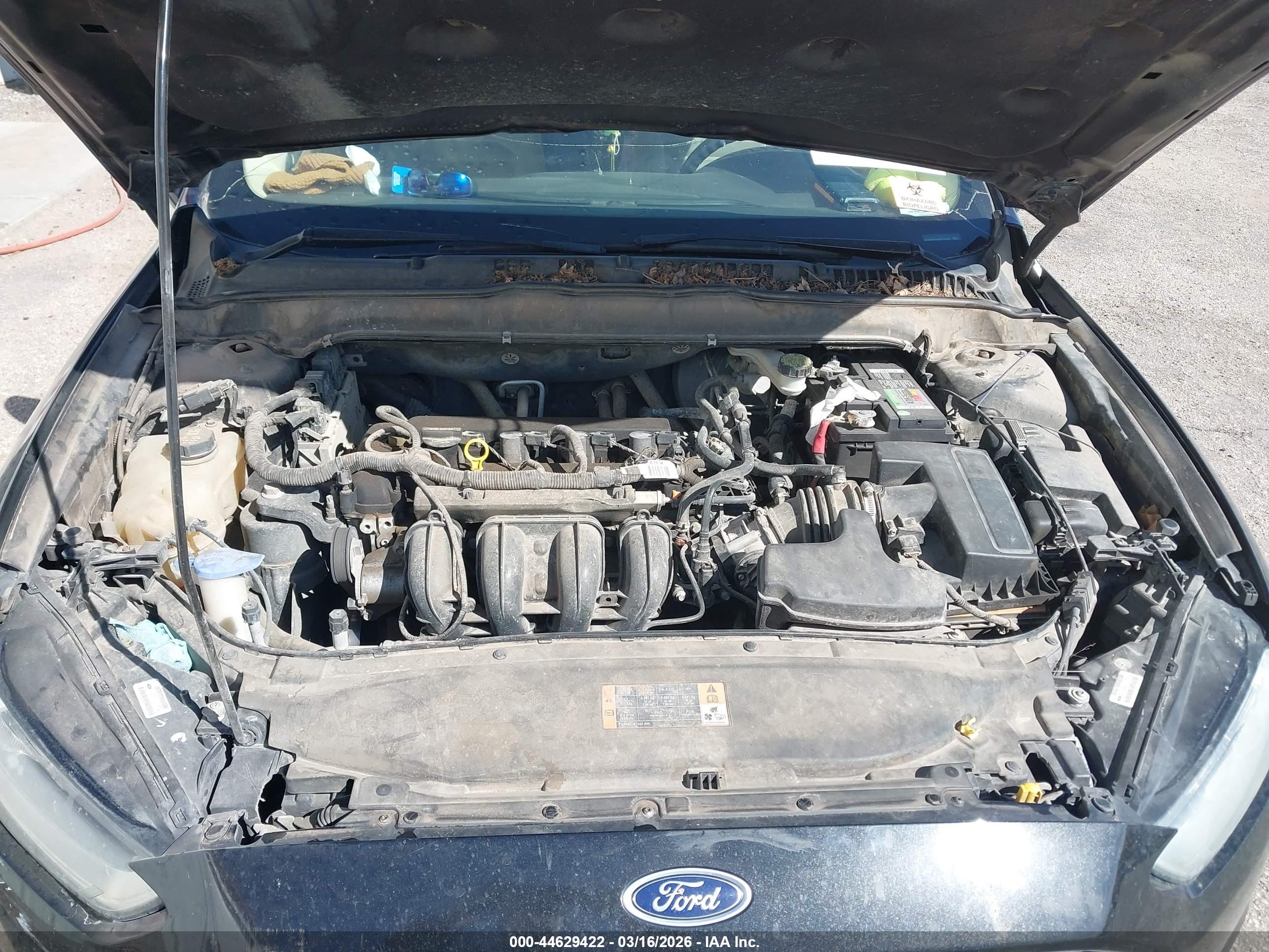 FORD FUSION image 10
