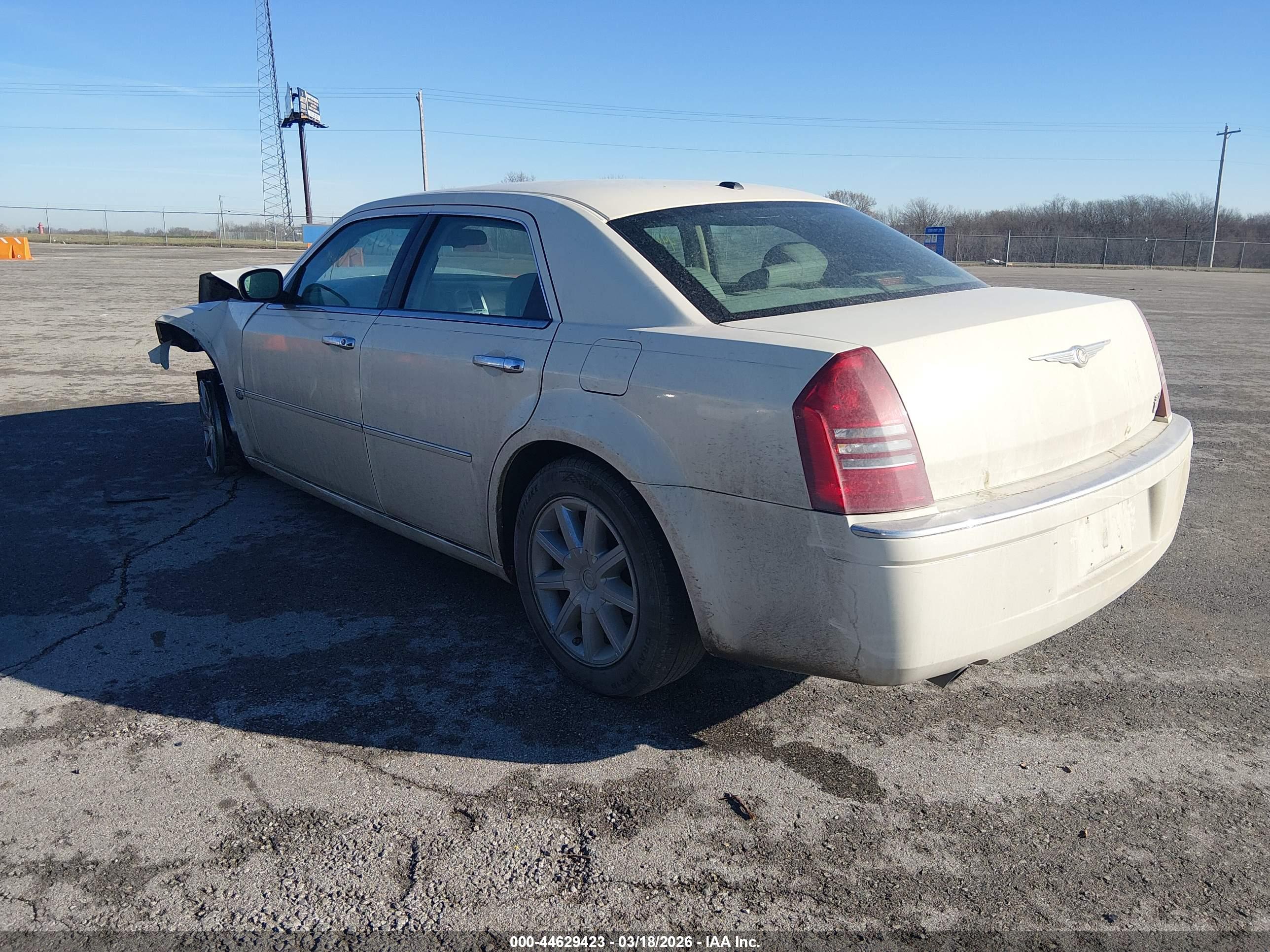 CHRYSLER 300C image 3