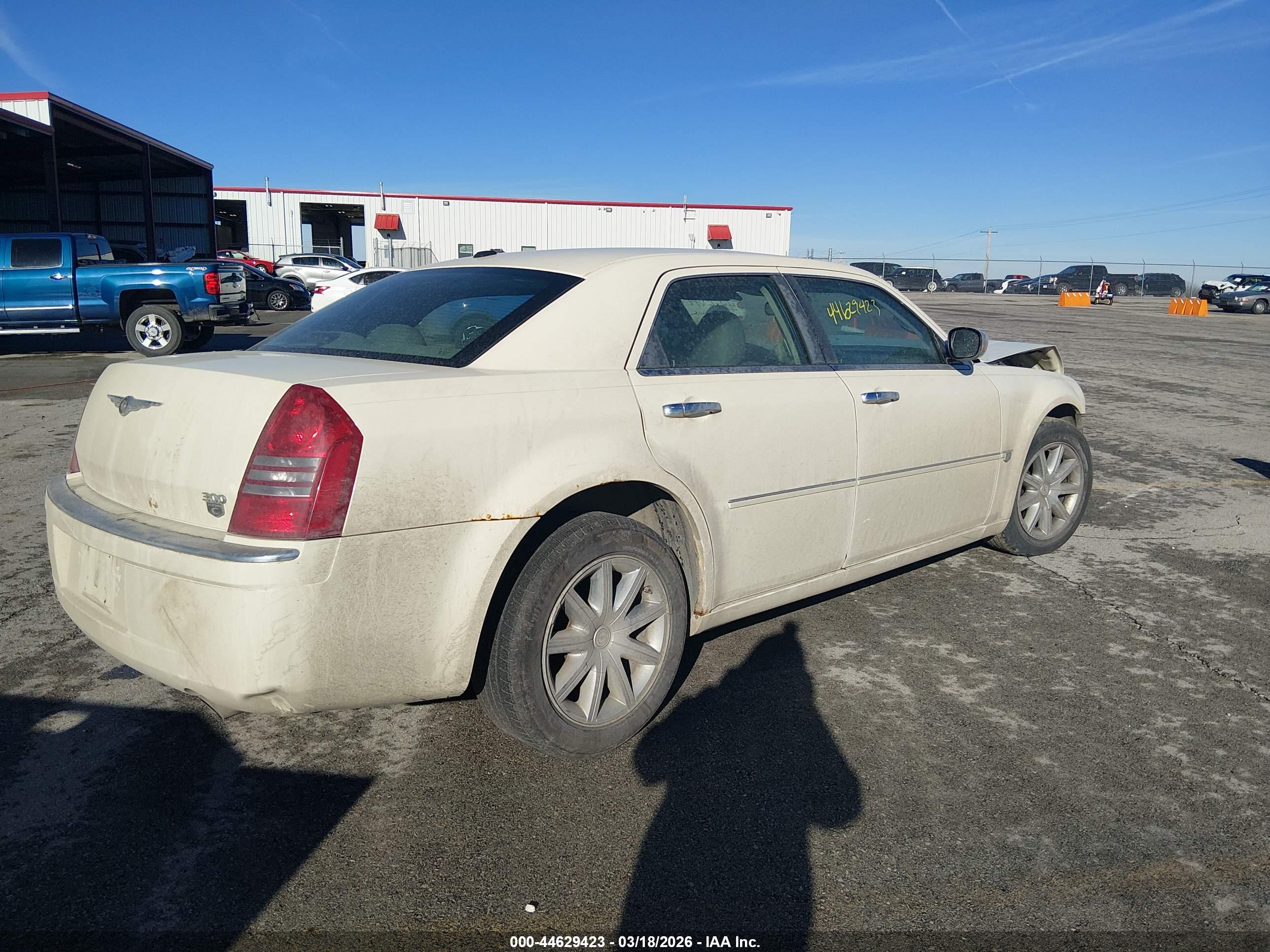 CHRYSLER 300C image 4
