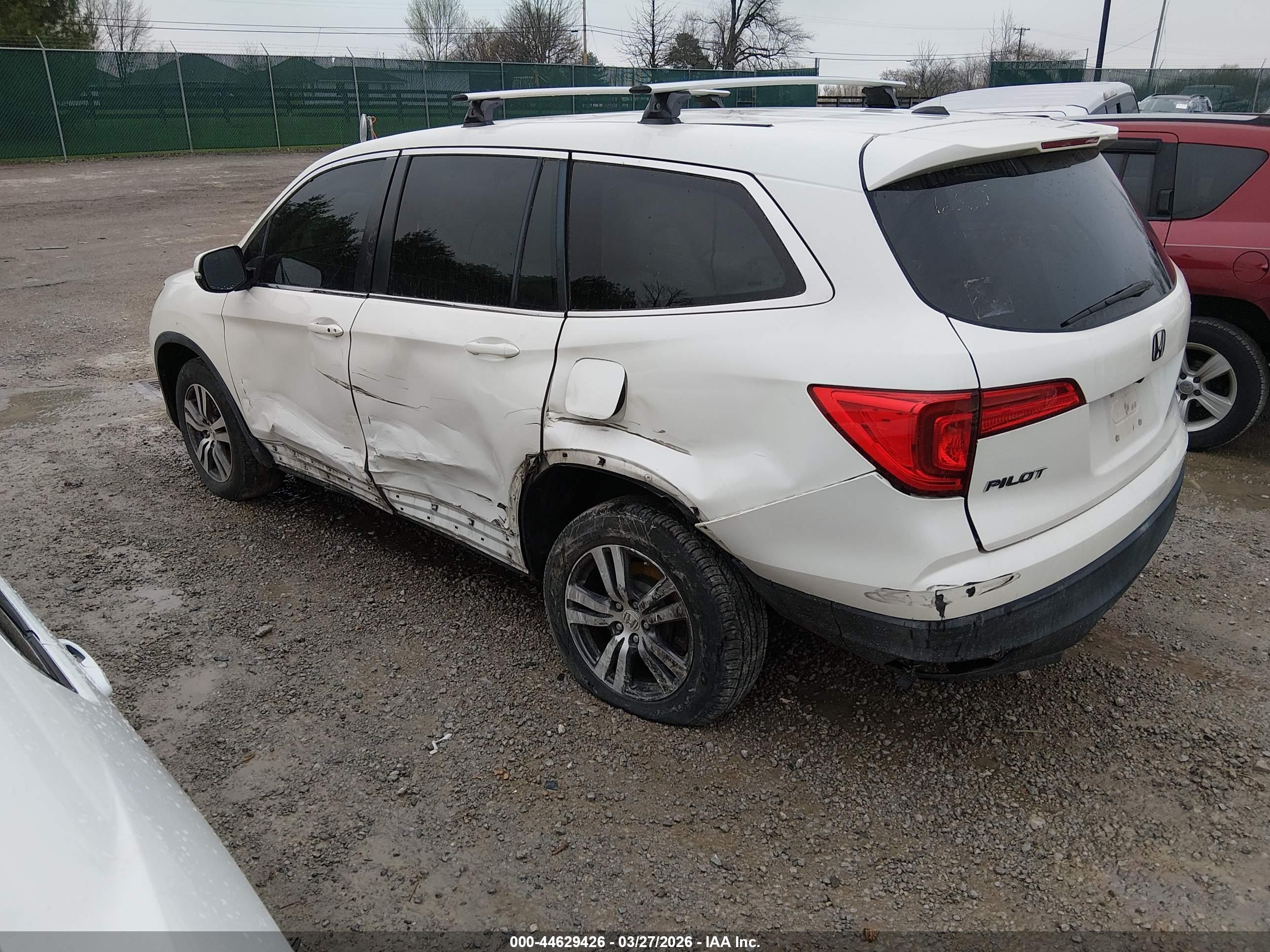 HONDA PILOT image 3