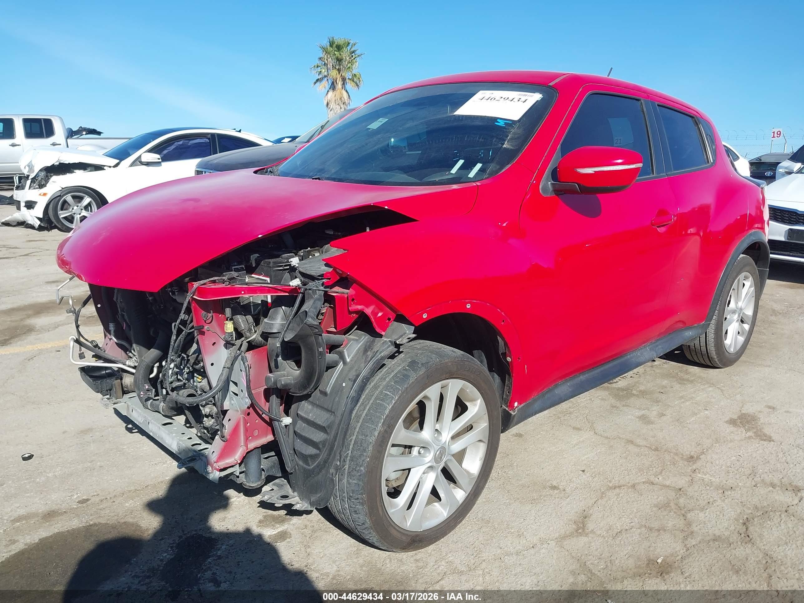 NISSAN JUKE image 2