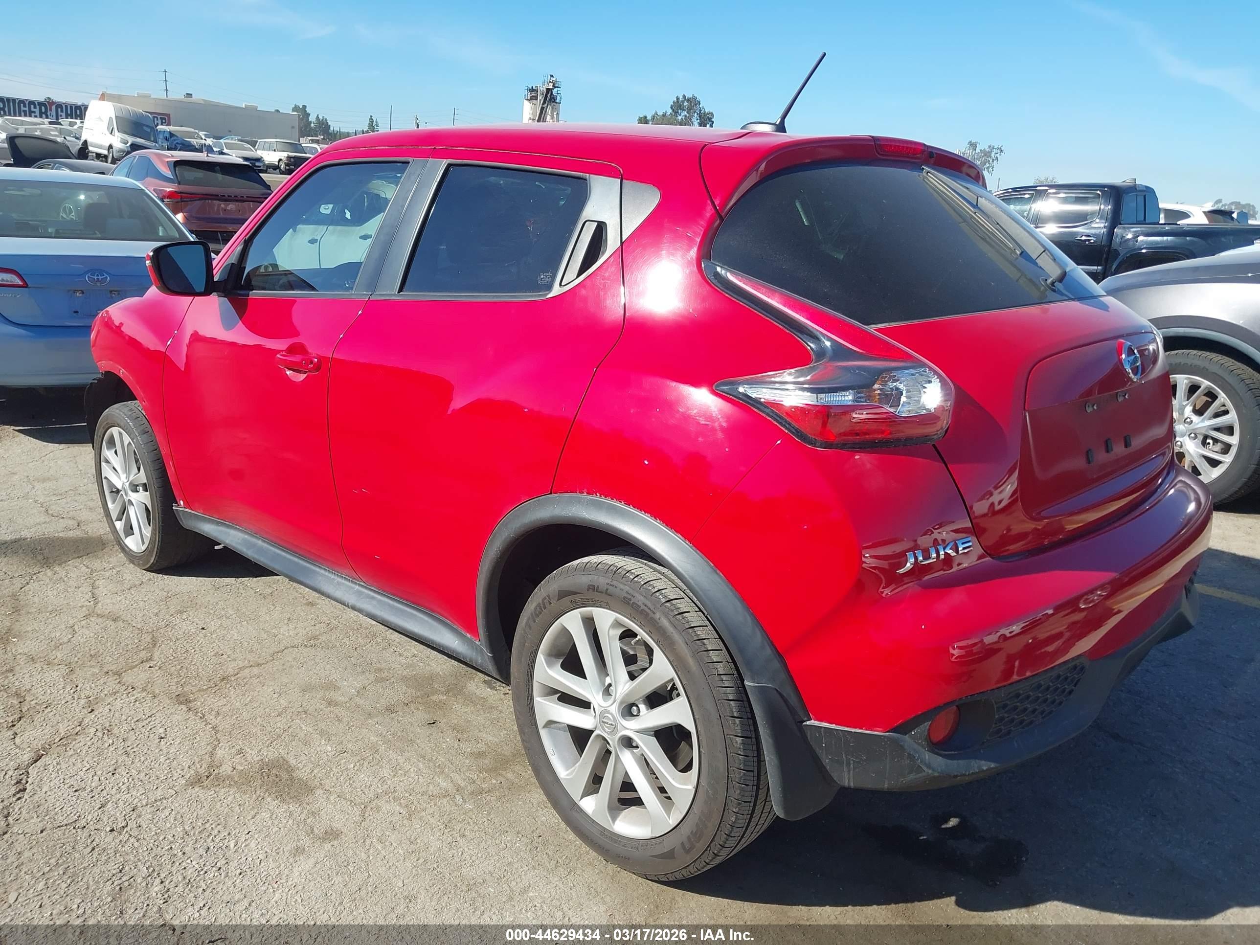 NISSAN JUKE image 3
