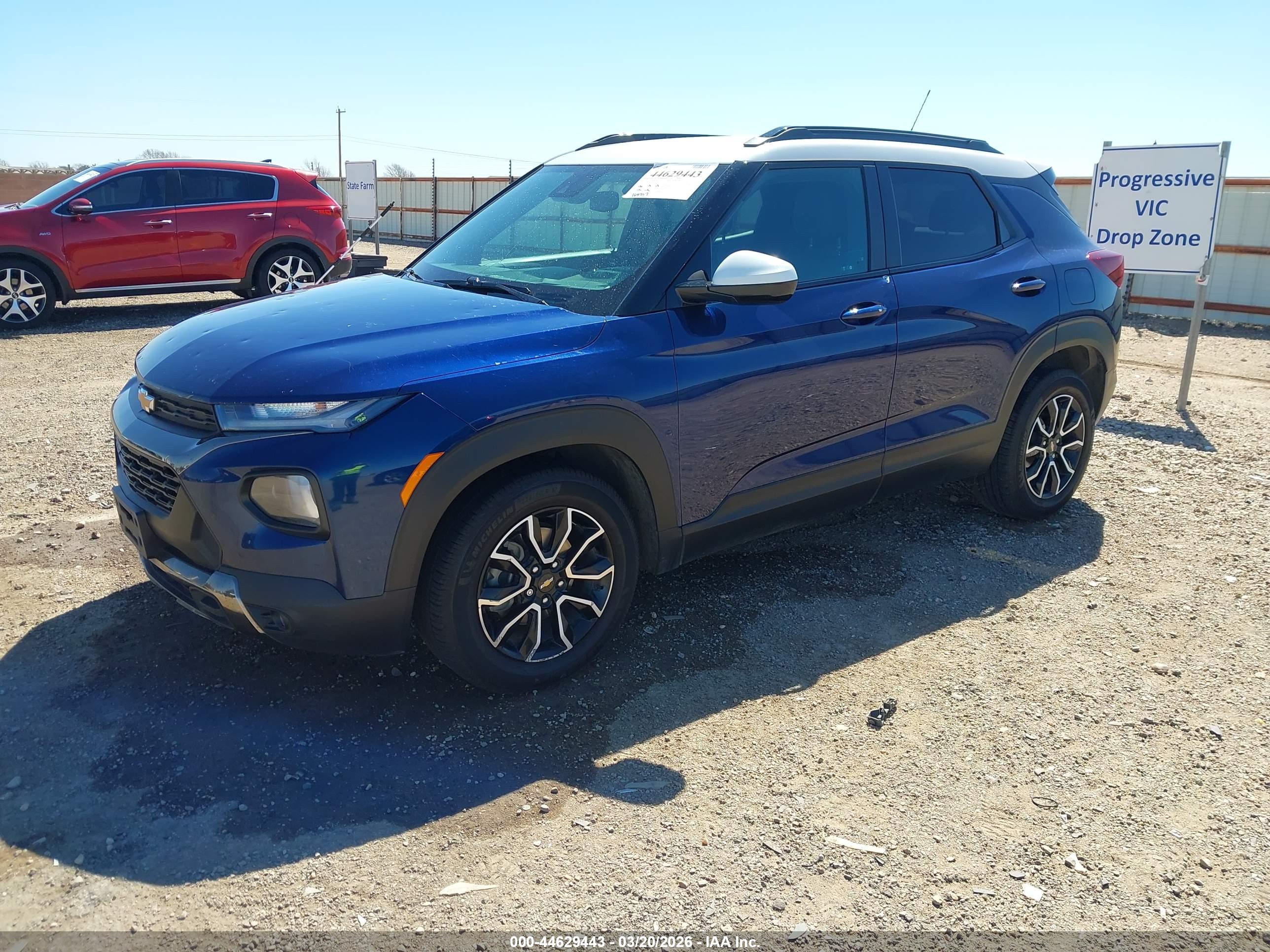 CHEVROLET TRAILBLAZER image 2
