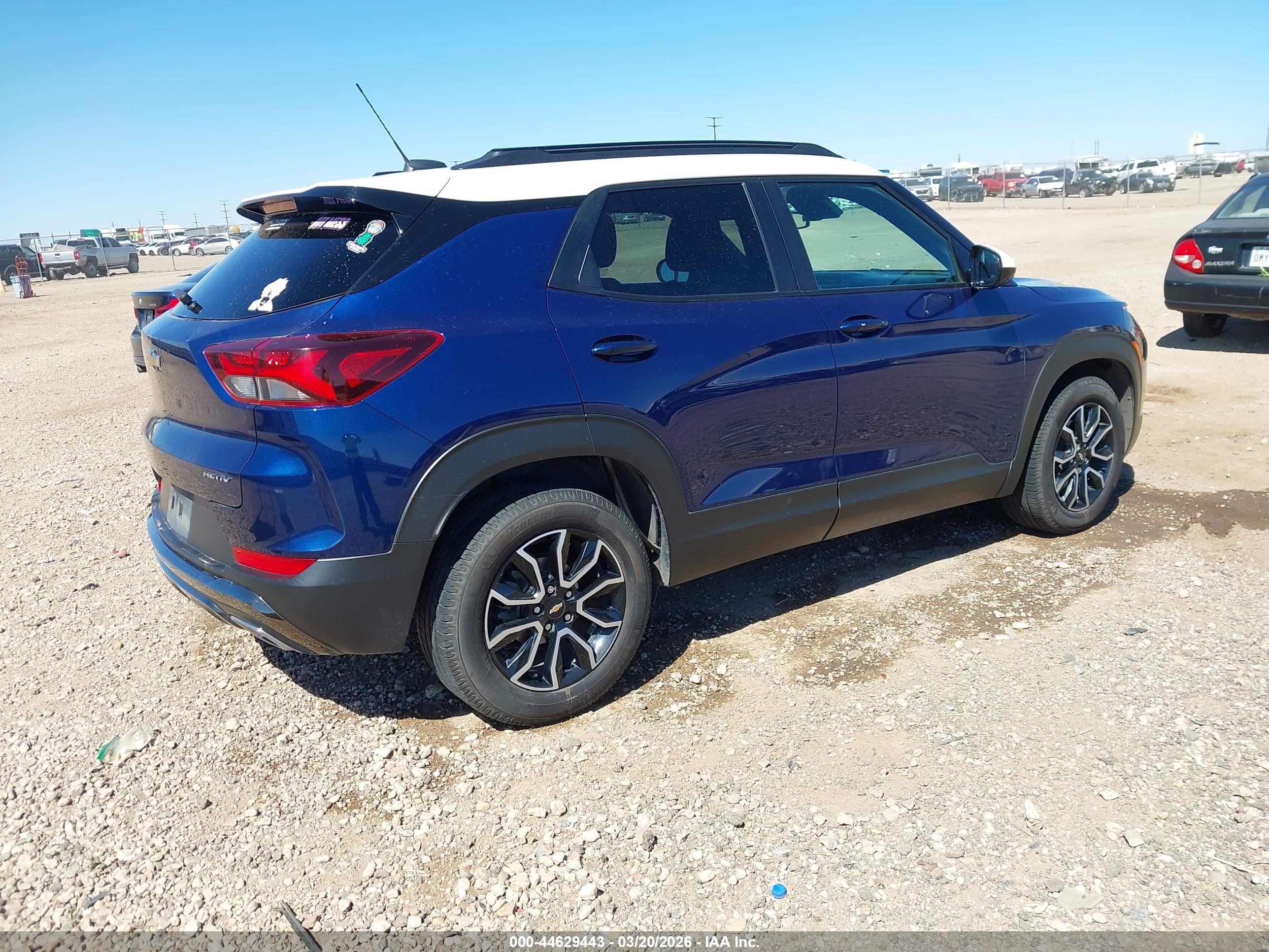 CHEVROLET TRAILBLAZER image 4