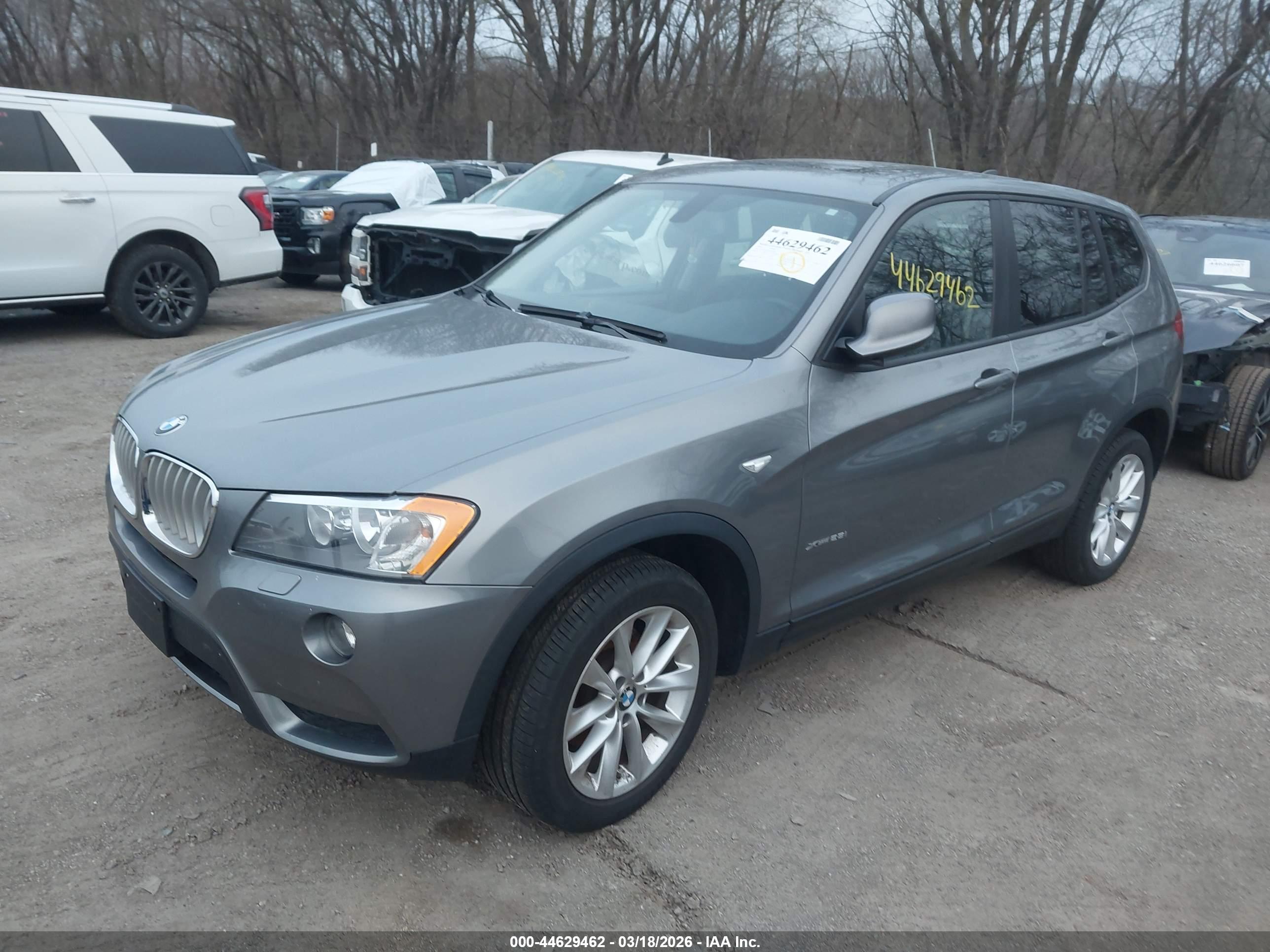 BMW X3 image 2