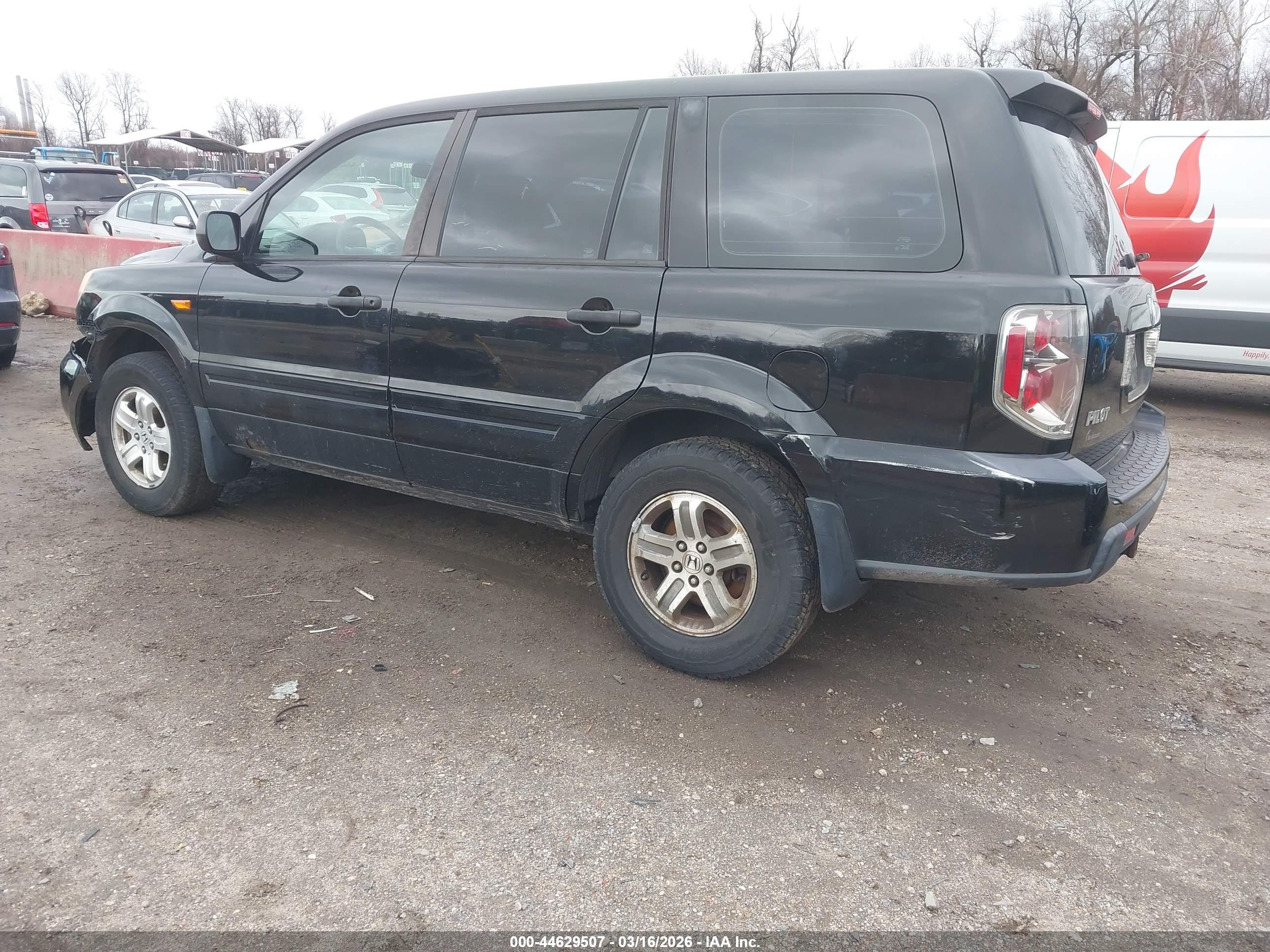 HONDA PILOT image 3