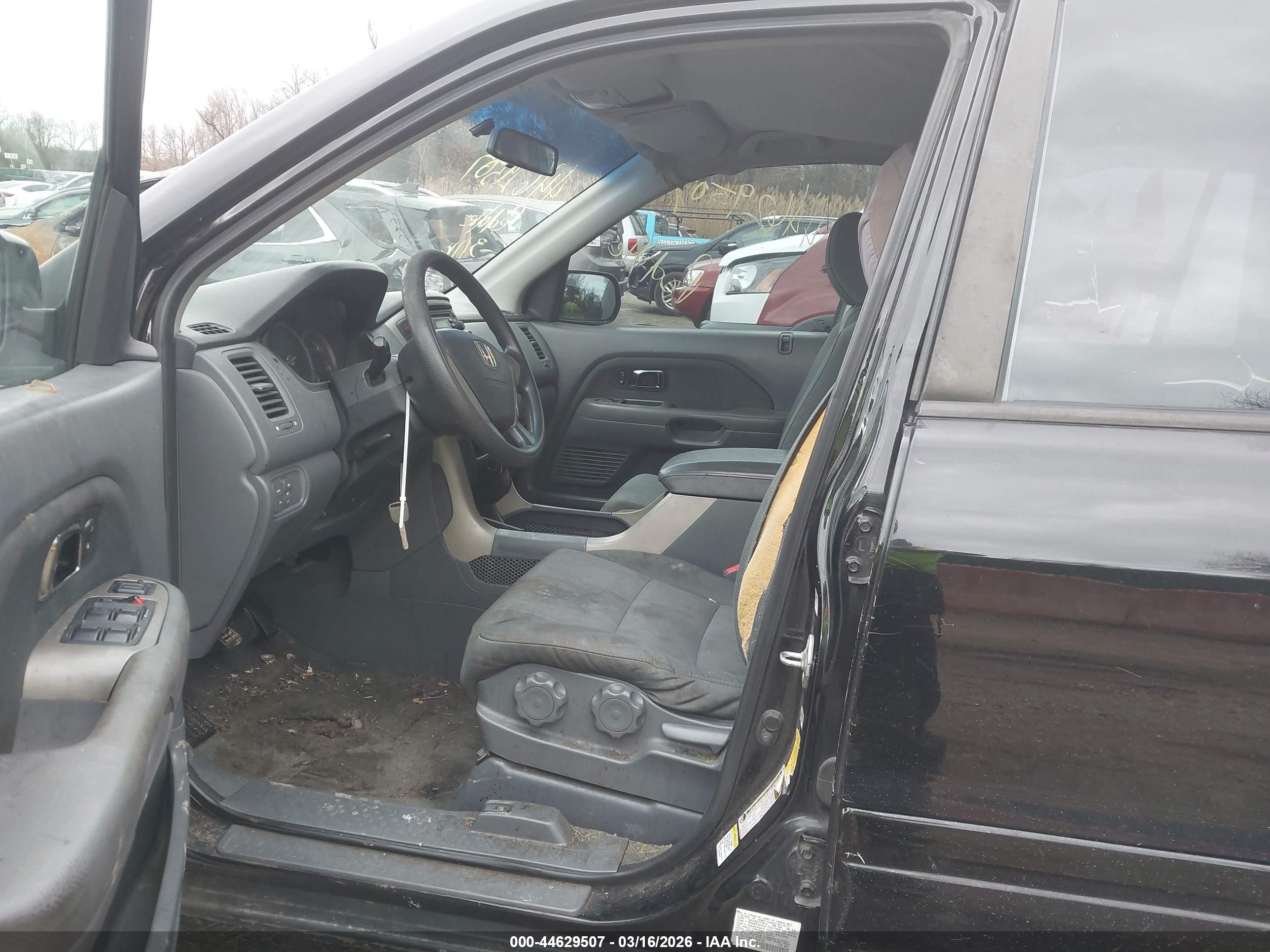 HONDA PILOT image 5