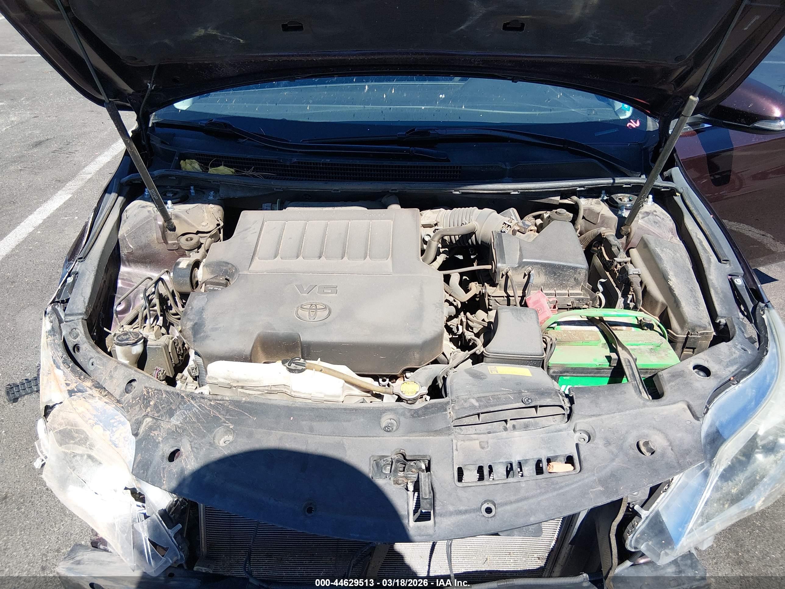 TOYOTA AVALON image 10