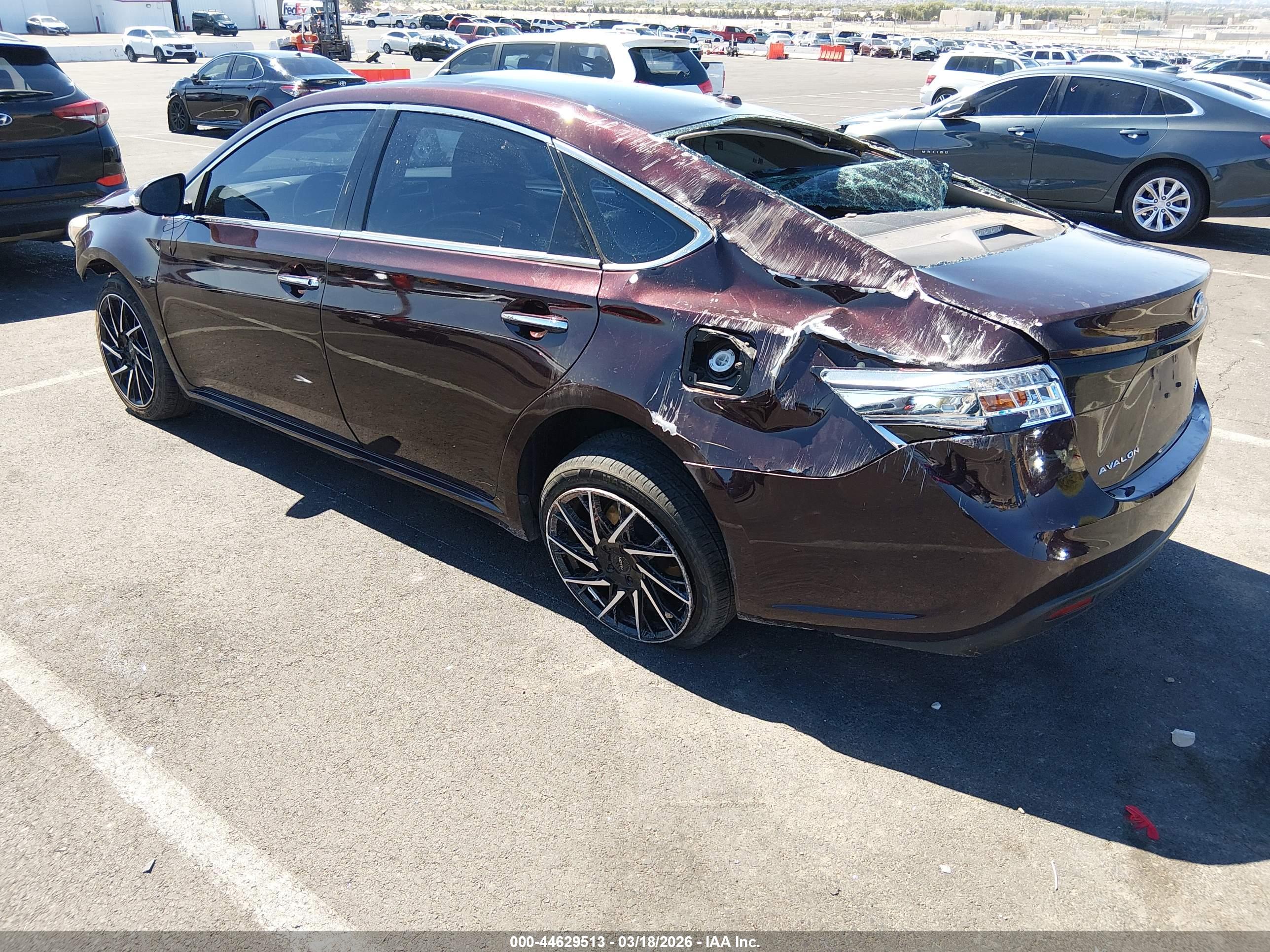 TOYOTA AVALON image 3