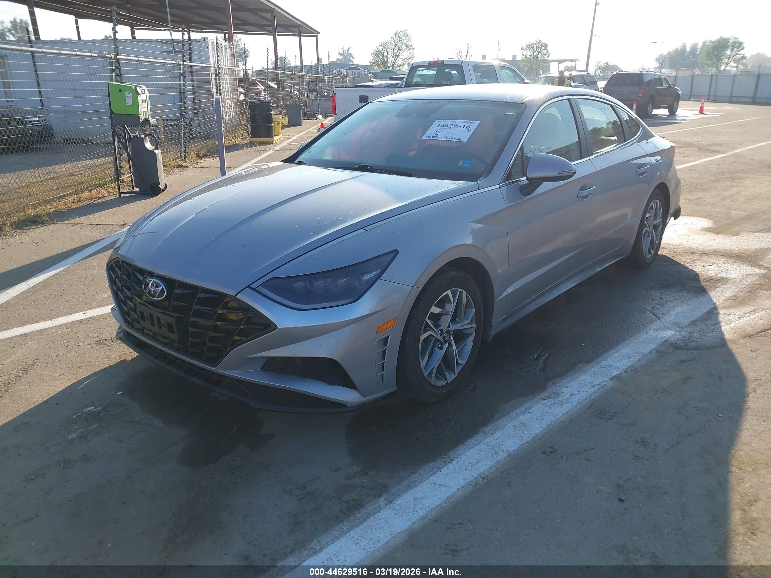 HYUNDAI SONATA image 2