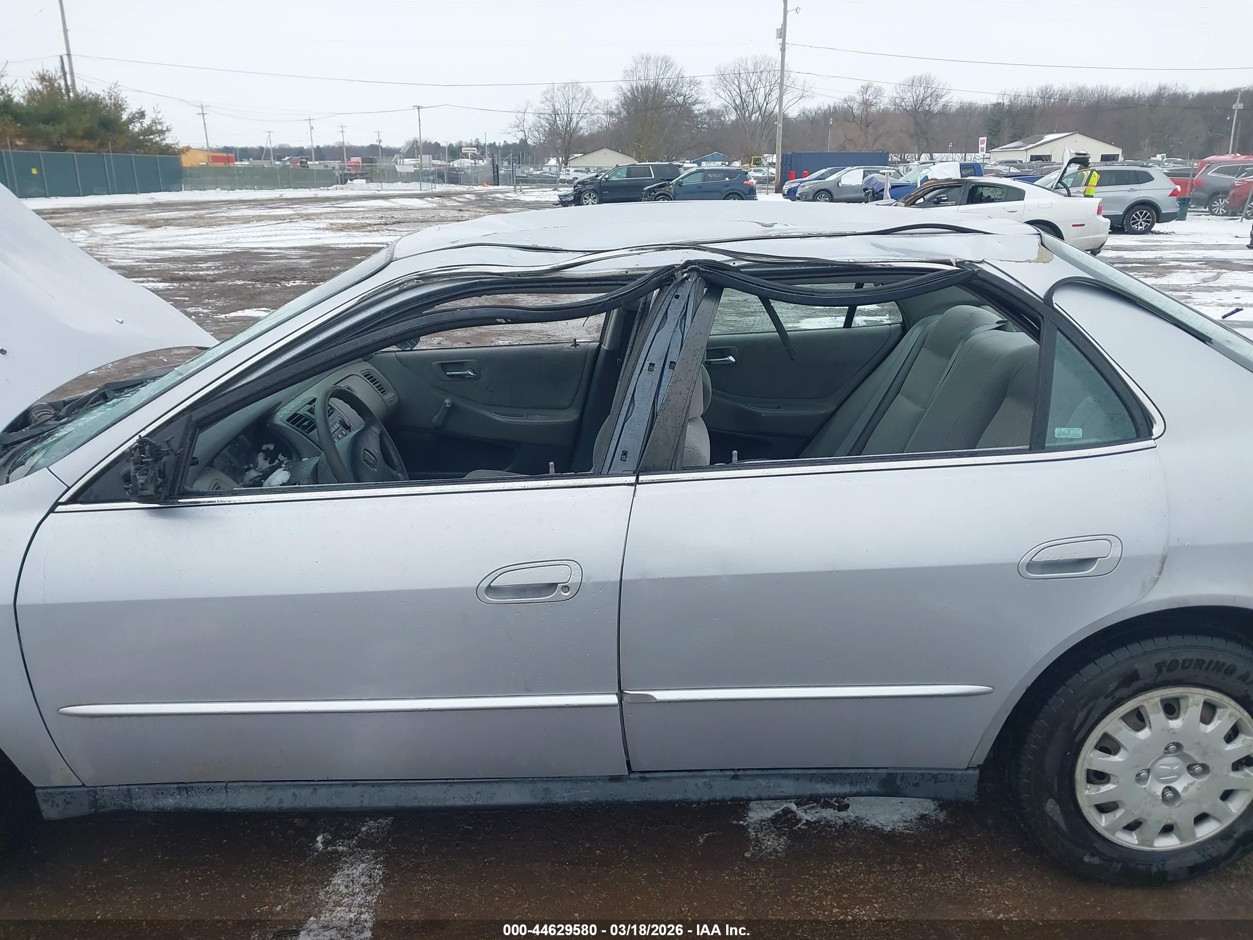 HONDA ACCORD image 6