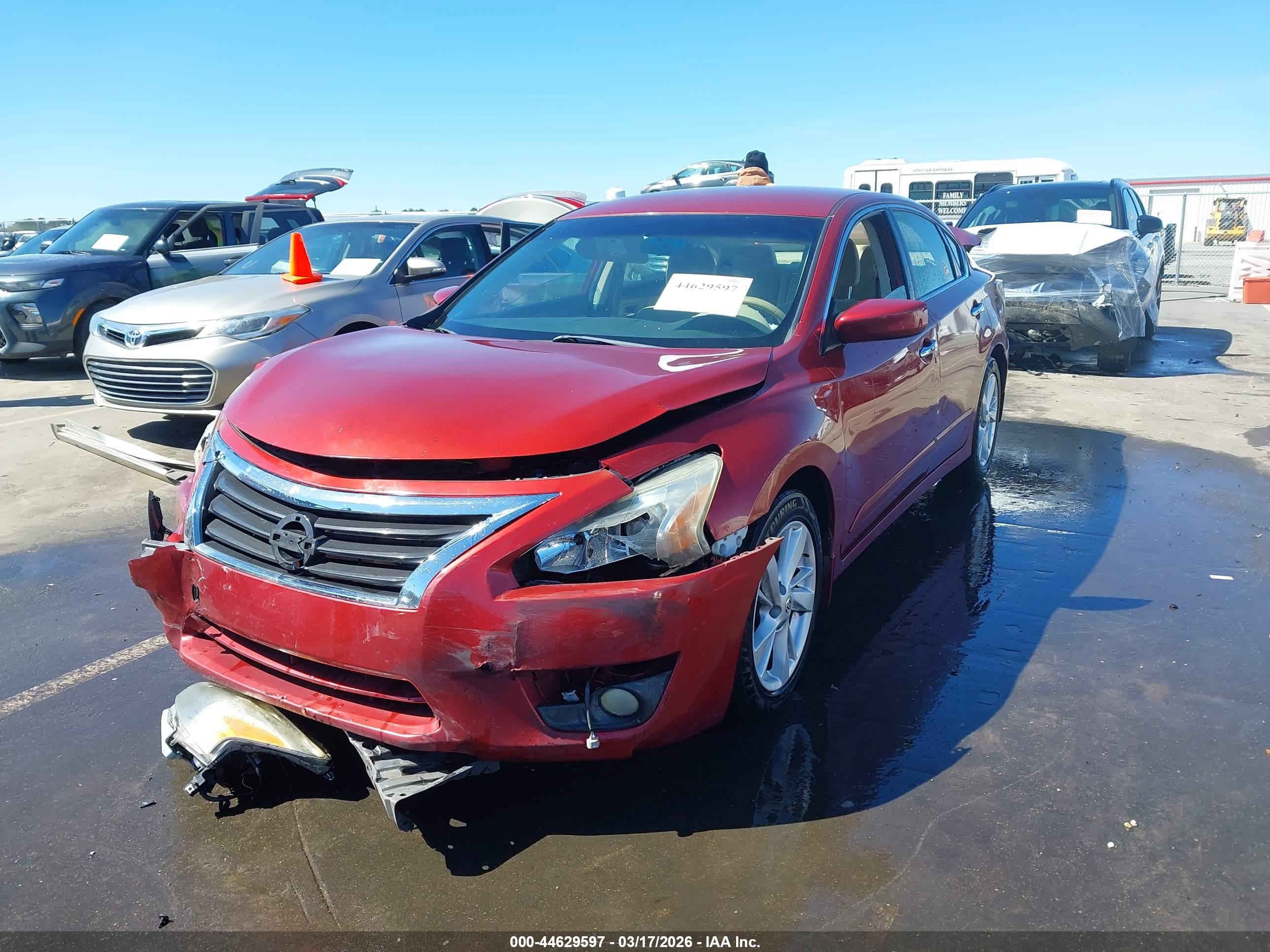 NISSAN ALTIMA image 2