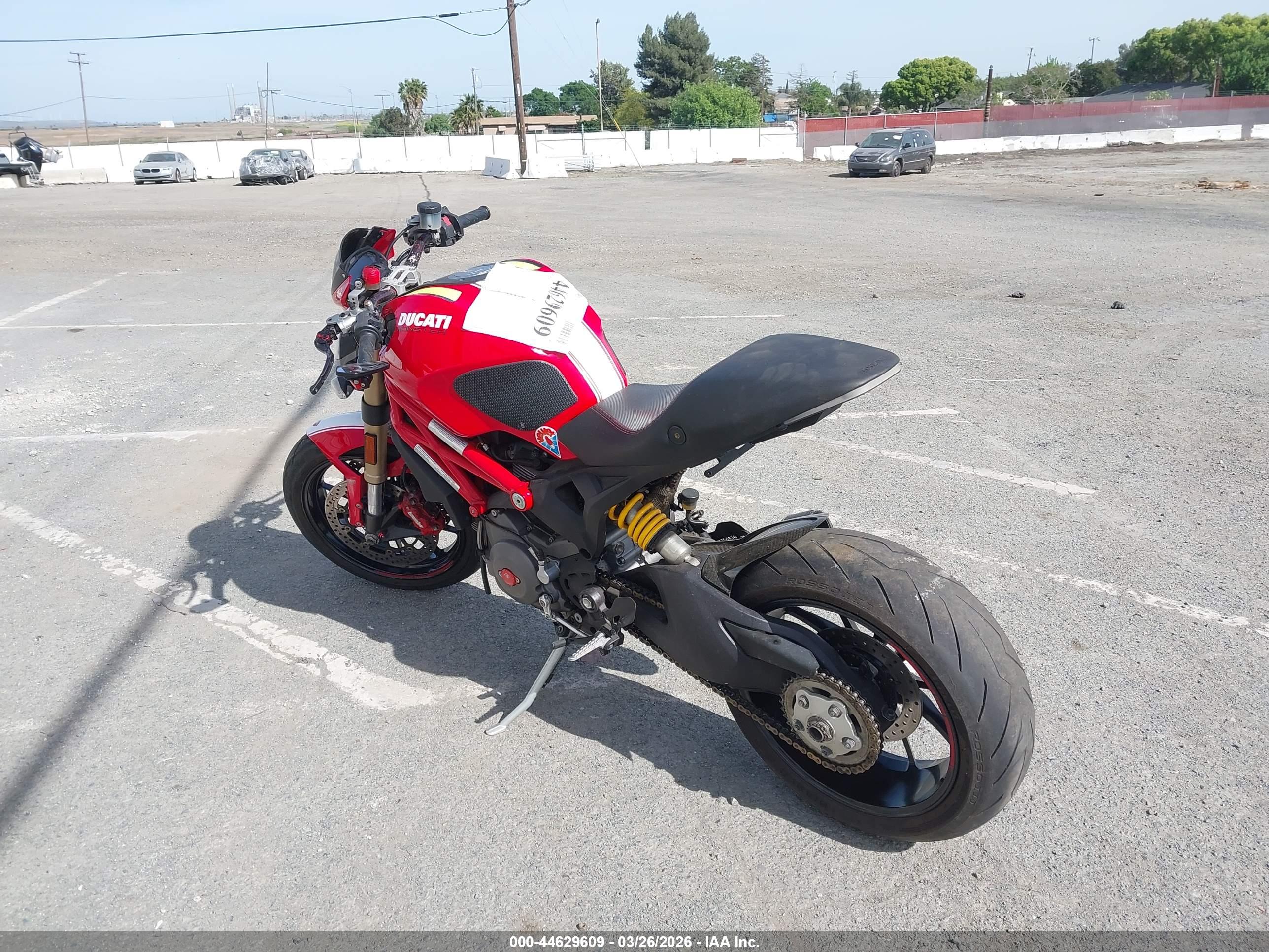 DUCATI MONSTER image 3