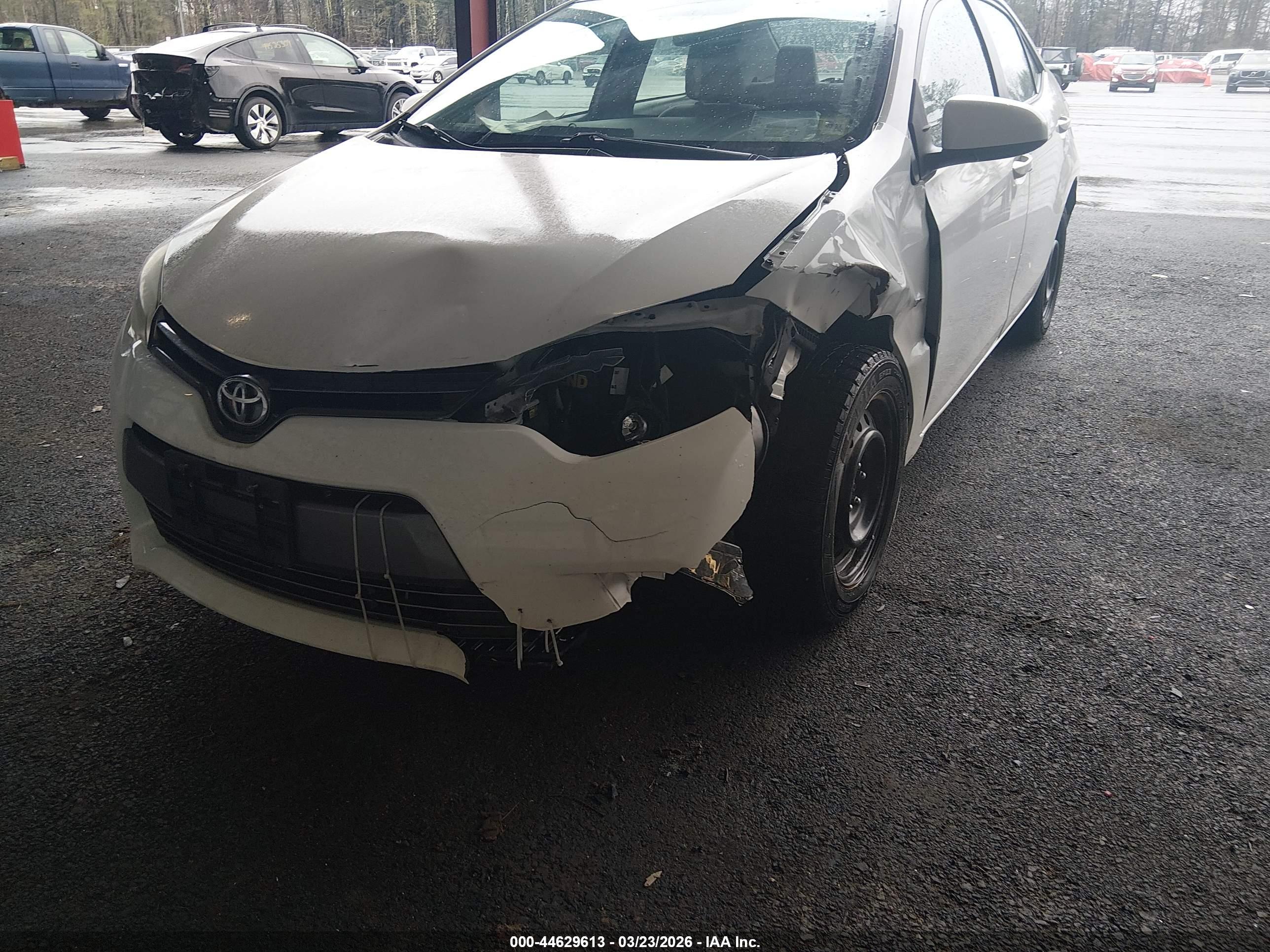 TOYOTA COROLLA image 6