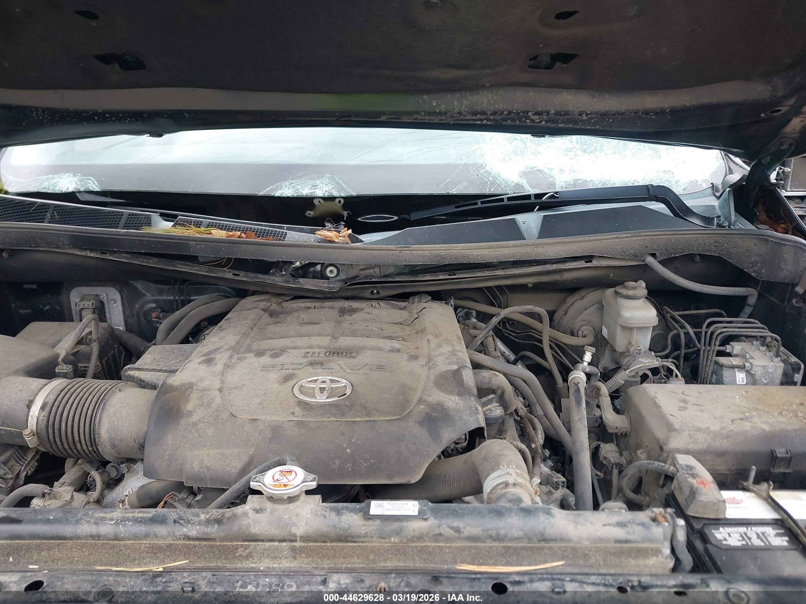 TOYOTA TUNDRA image 10