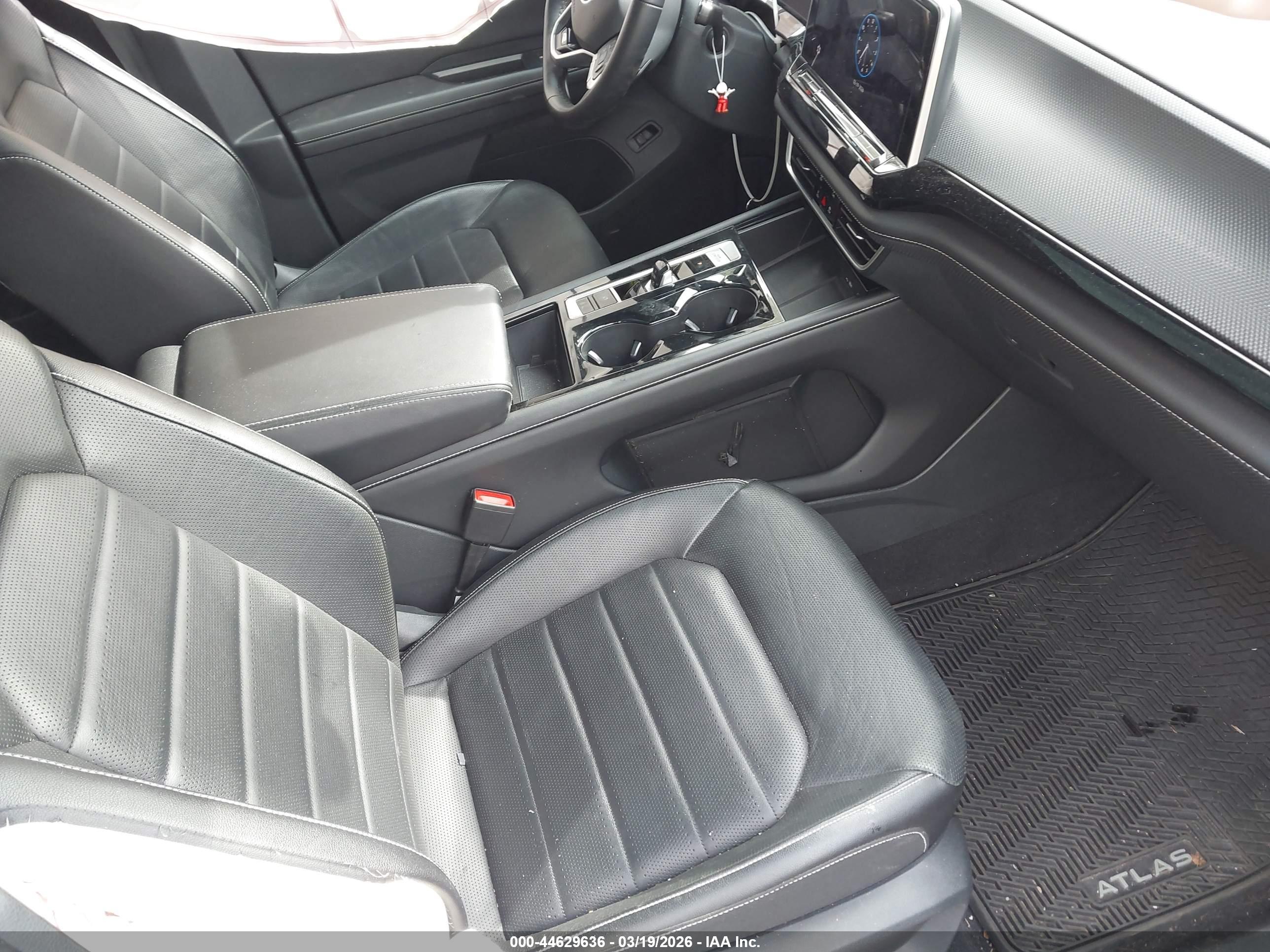 VOLKSWAGEN ATLAS image 5