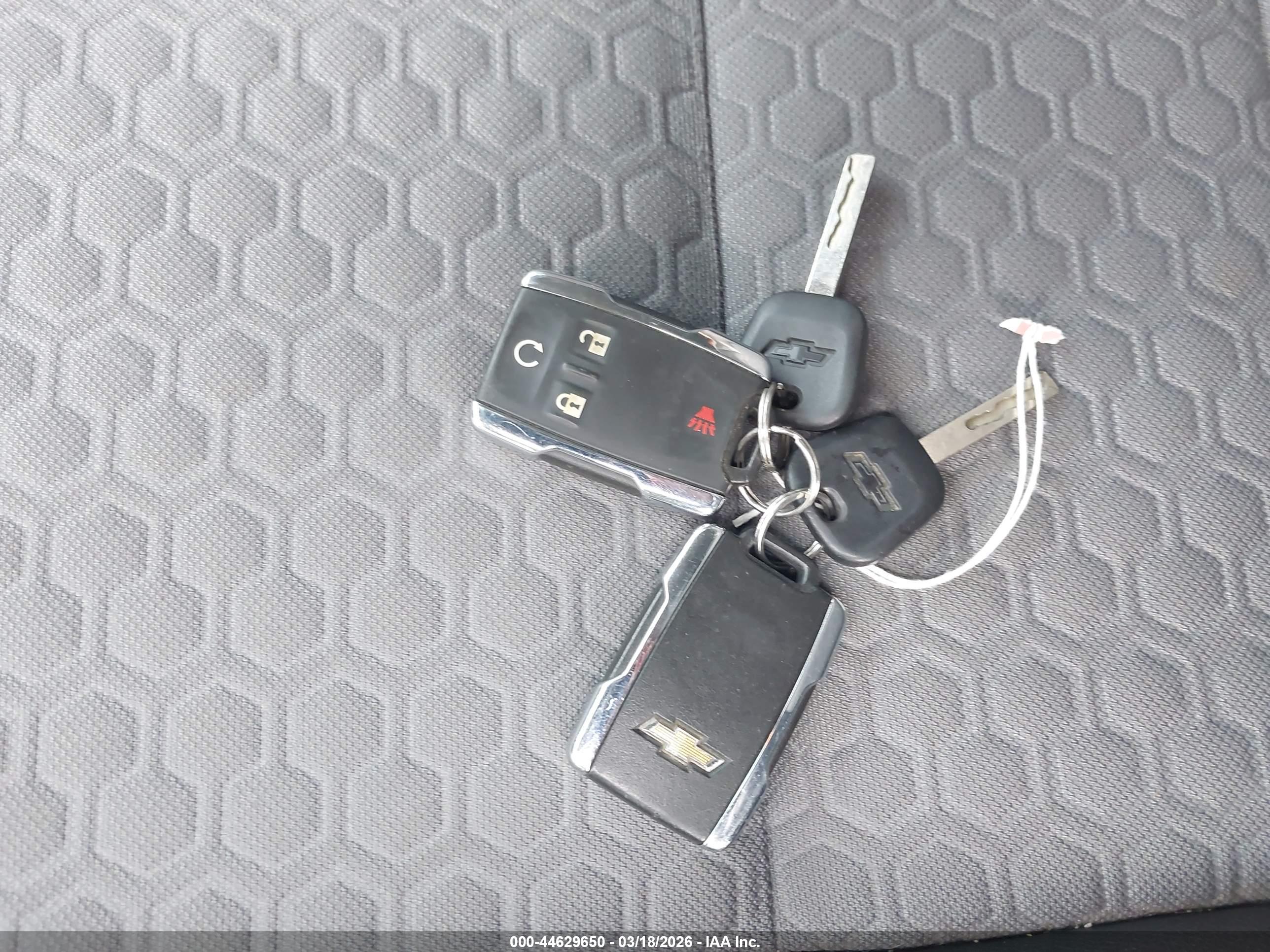 CHEVROLET COLORADO image 11