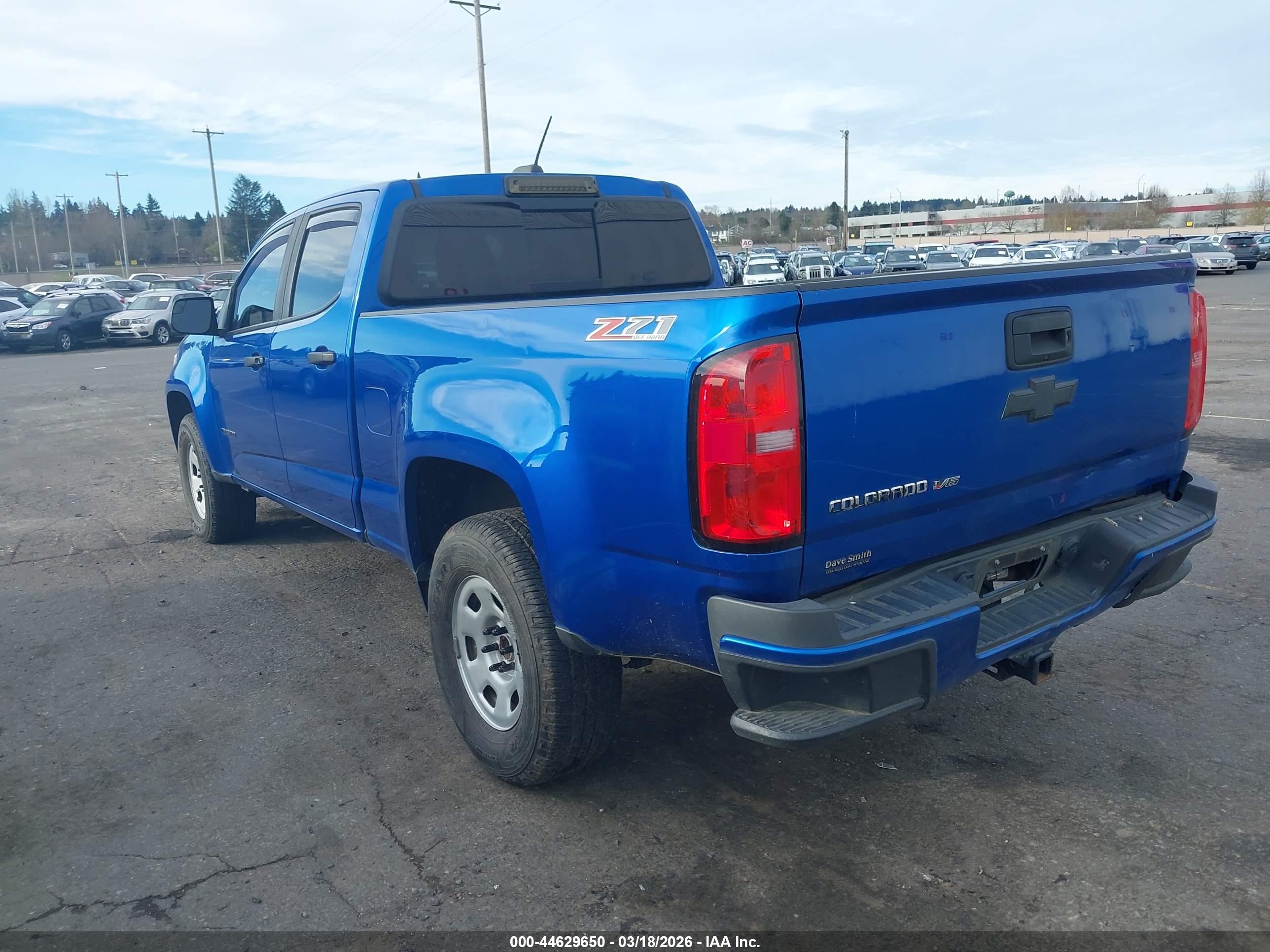 CHEVROLET COLORADO image 3