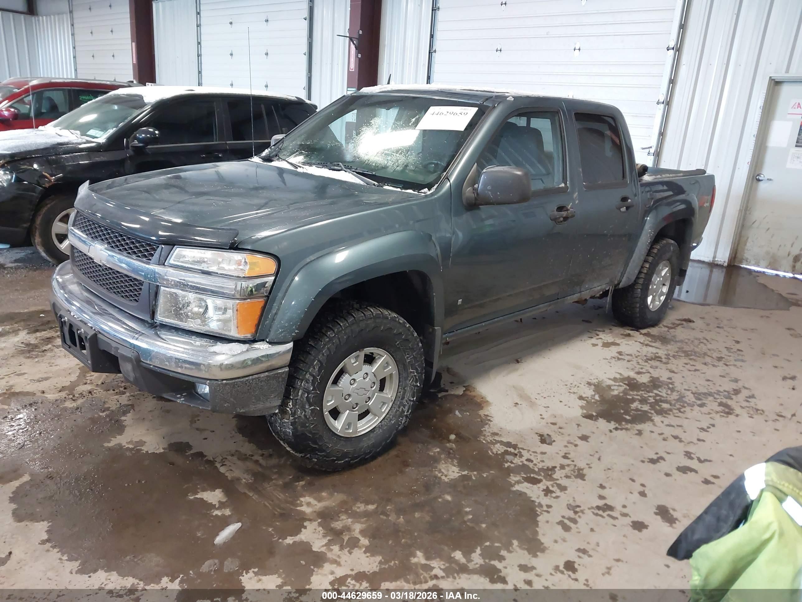 CHEVROLET COLORADO image 2