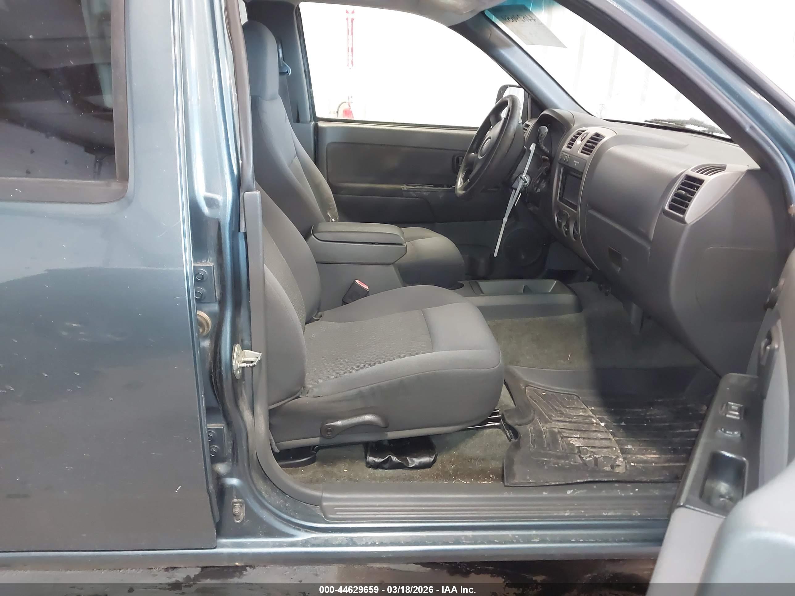 CHEVROLET COLORADO image 5