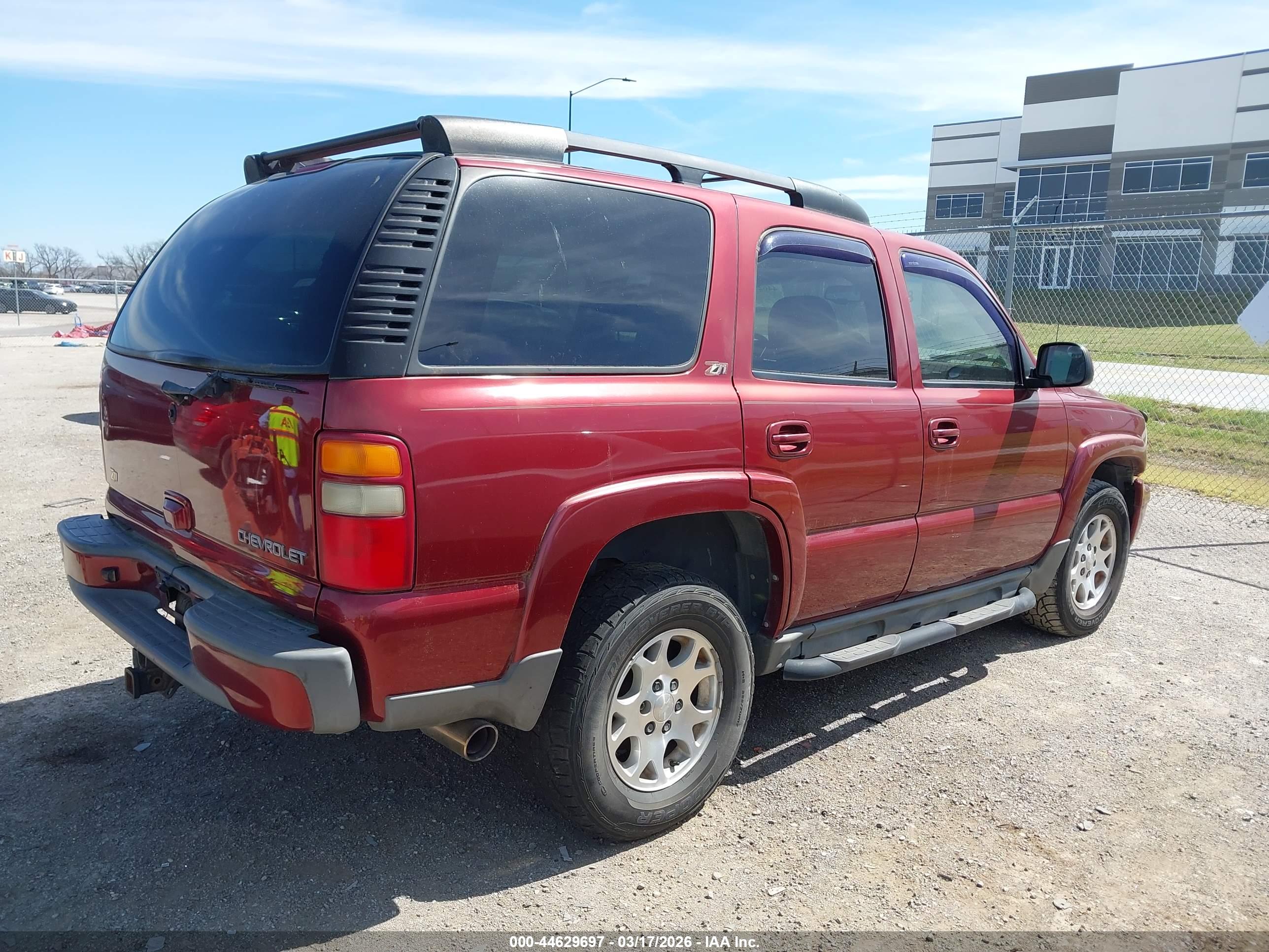 CHEVROLET TAHOE image 4