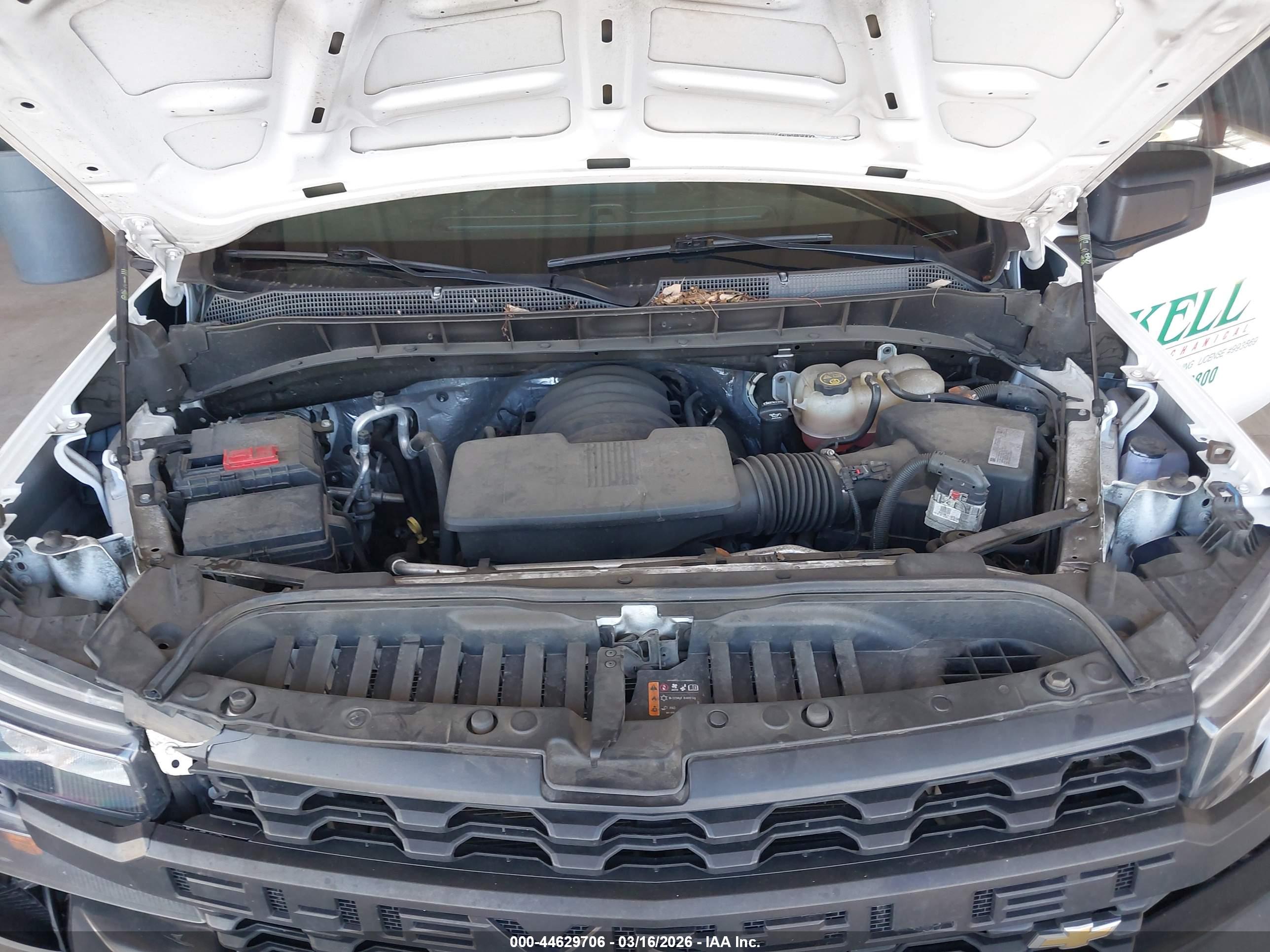 CHEVROLET SILVERADO image 10