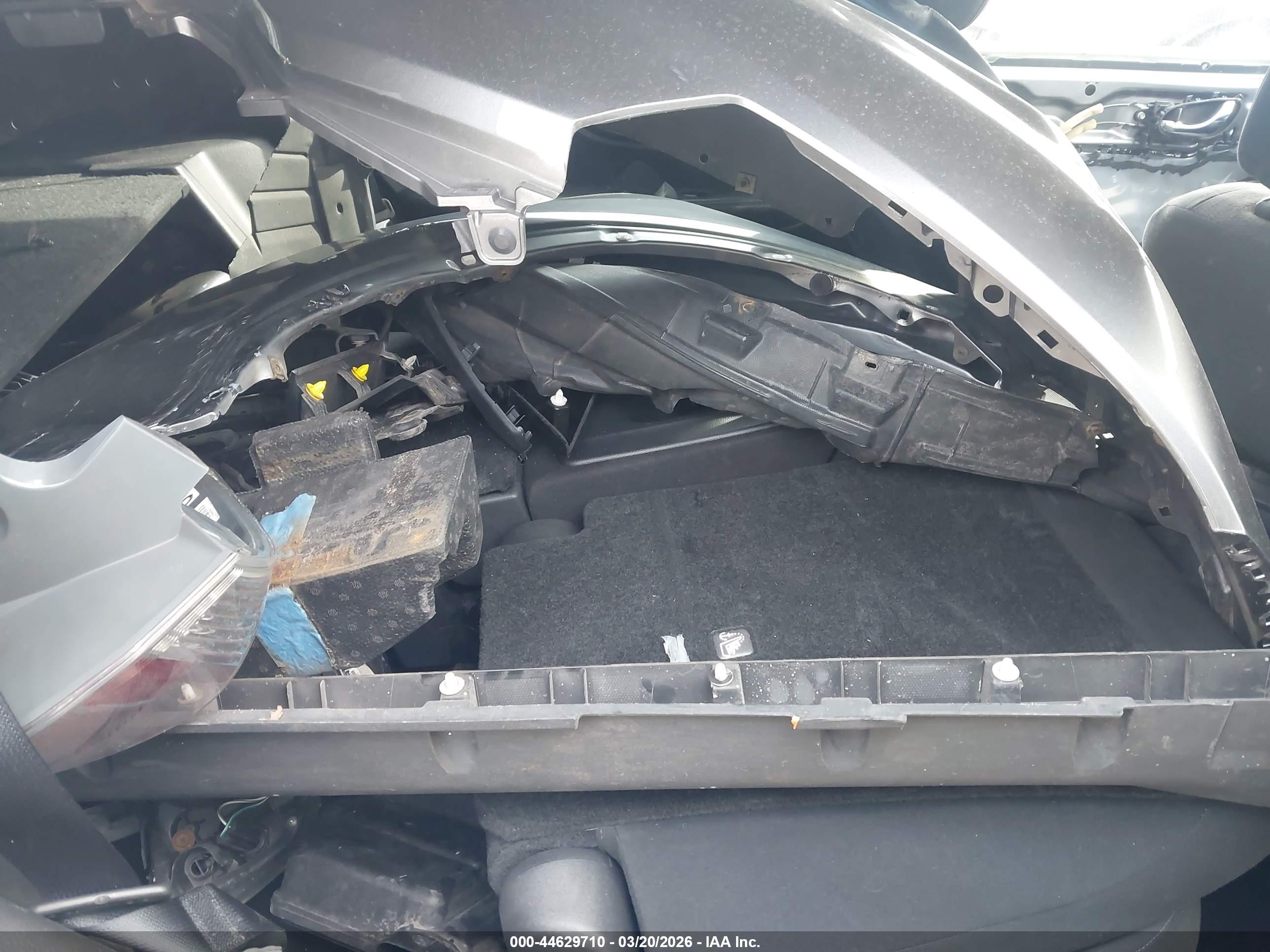 NISSAN ROGUE image 8