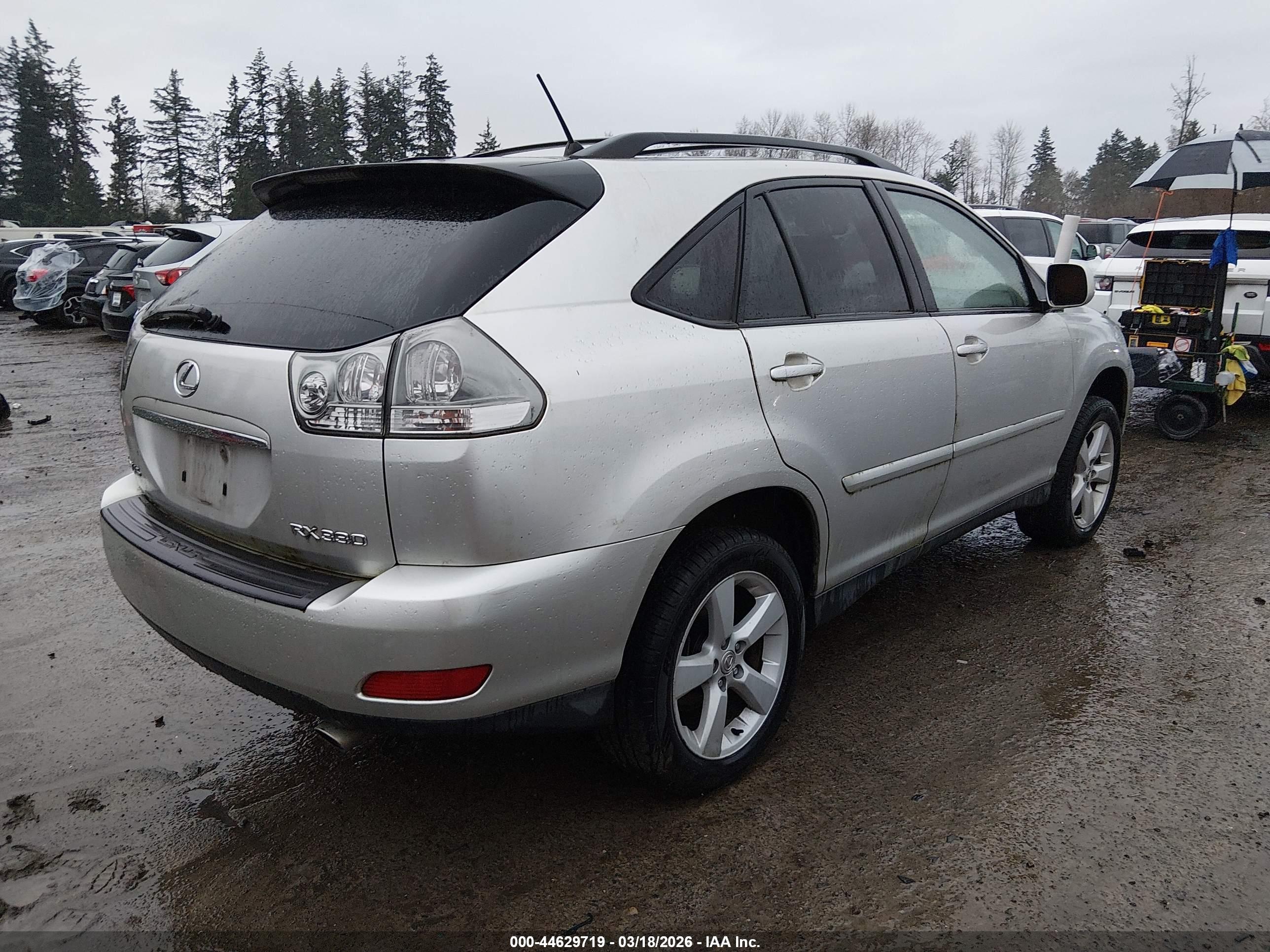 LEXUS RX image 4