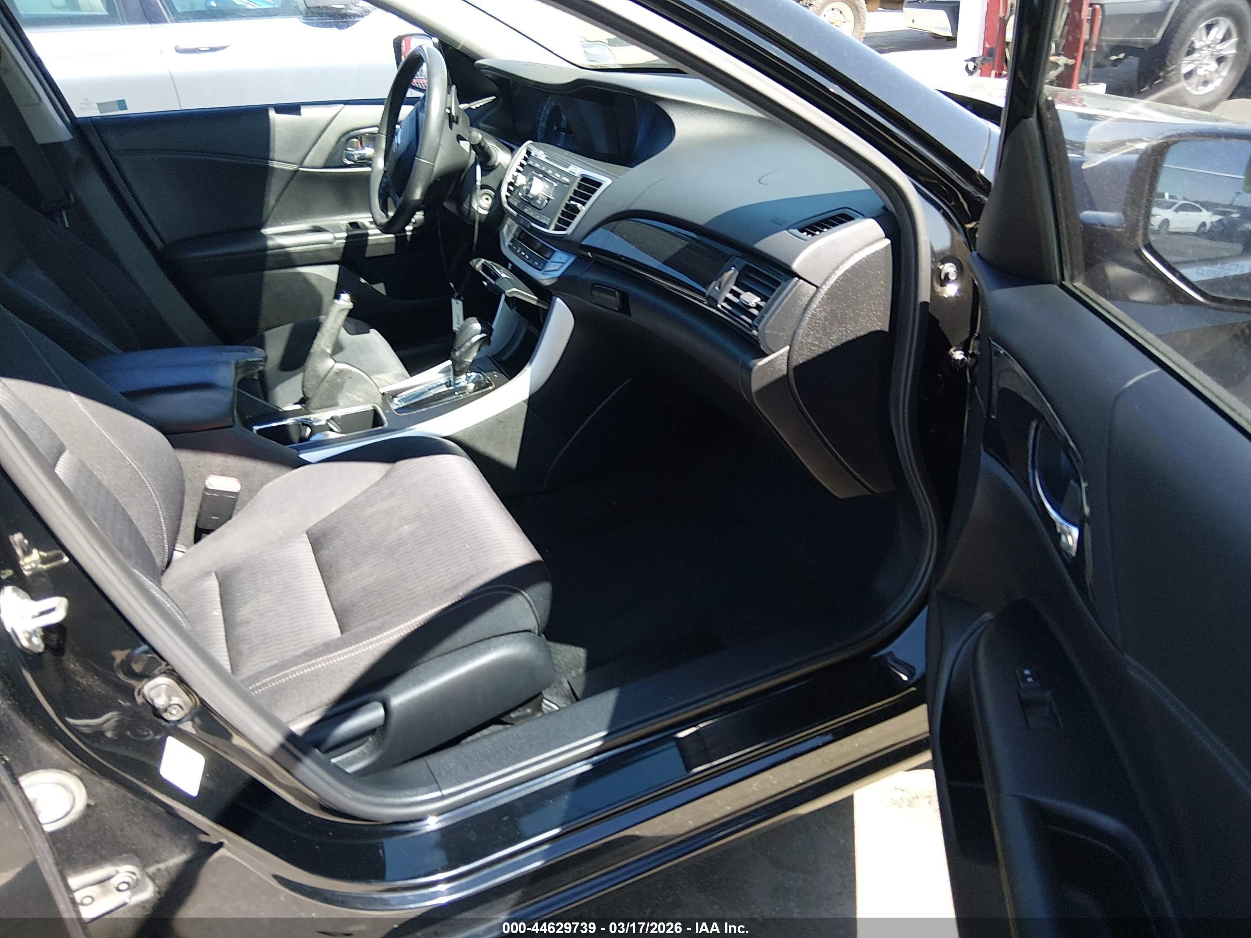 HONDA ACCORD image 5