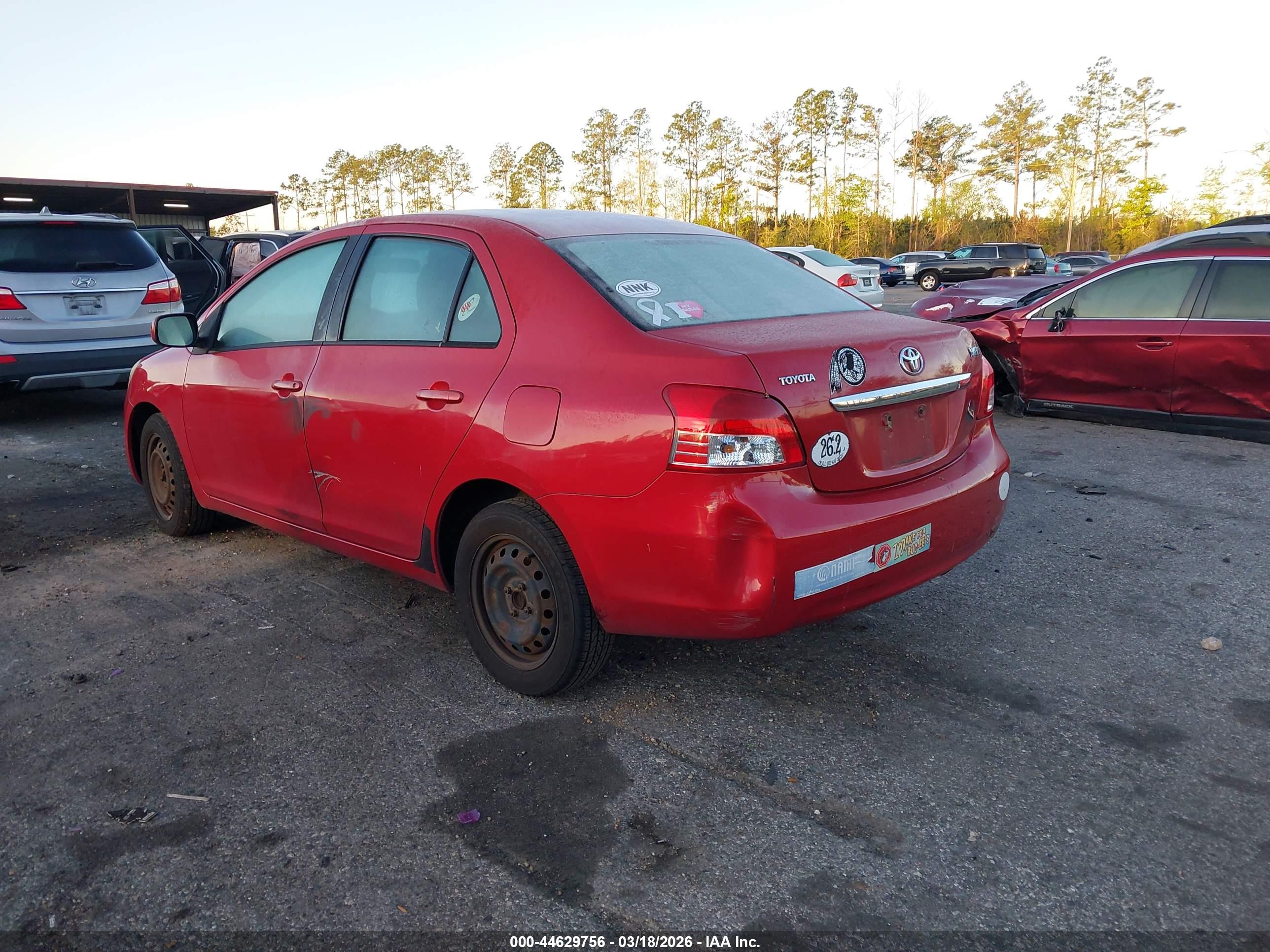TOYOTA YARIS image 3