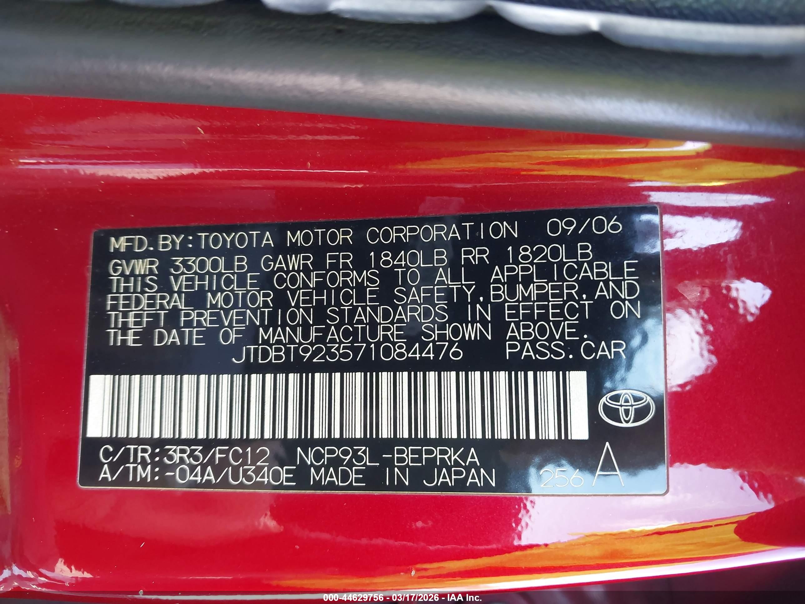 TOYOTA YARIS image 9