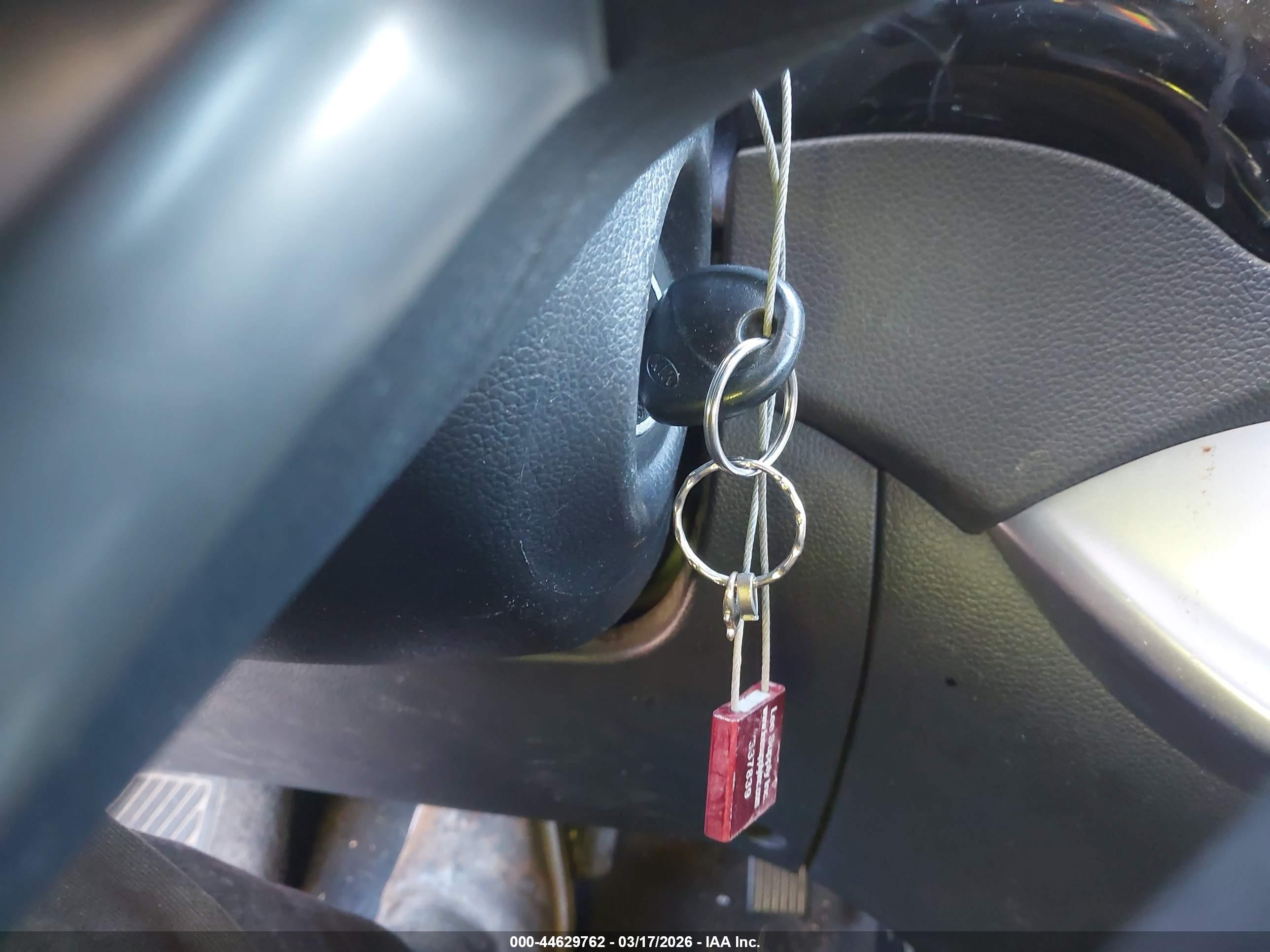 KIA RIO image 11