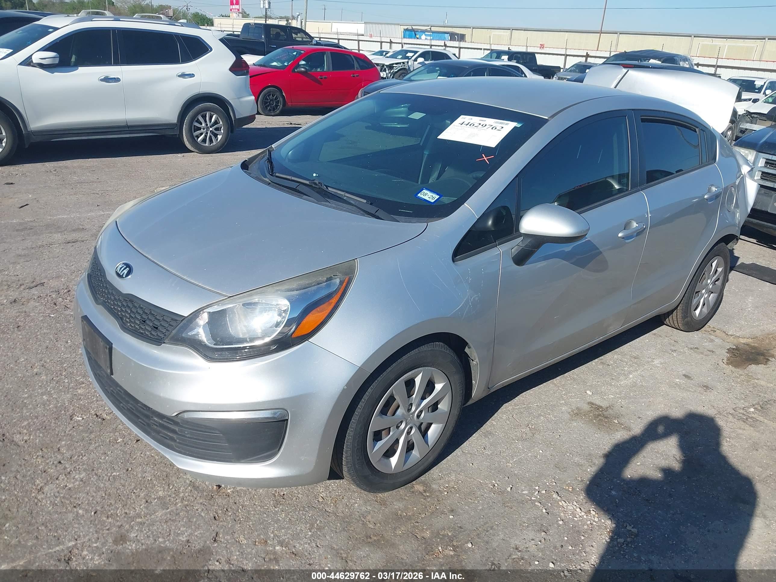 KIA RIO image 2