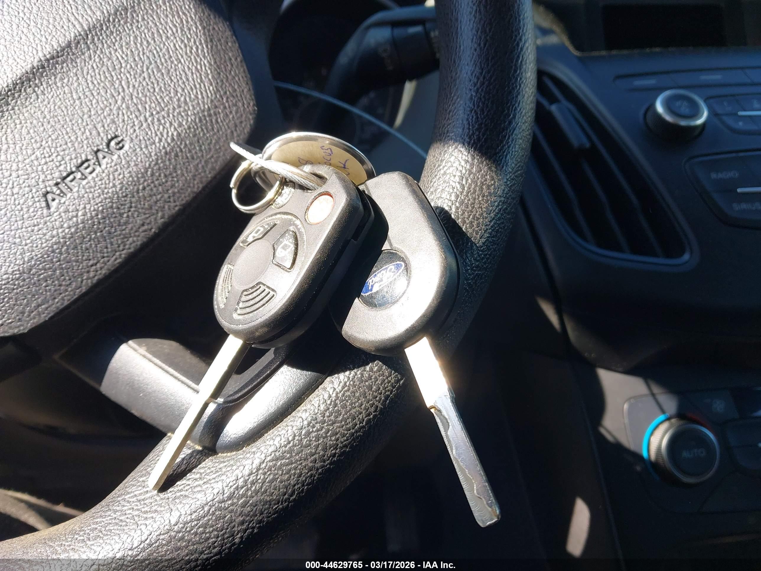 FORD FOCUS image 11