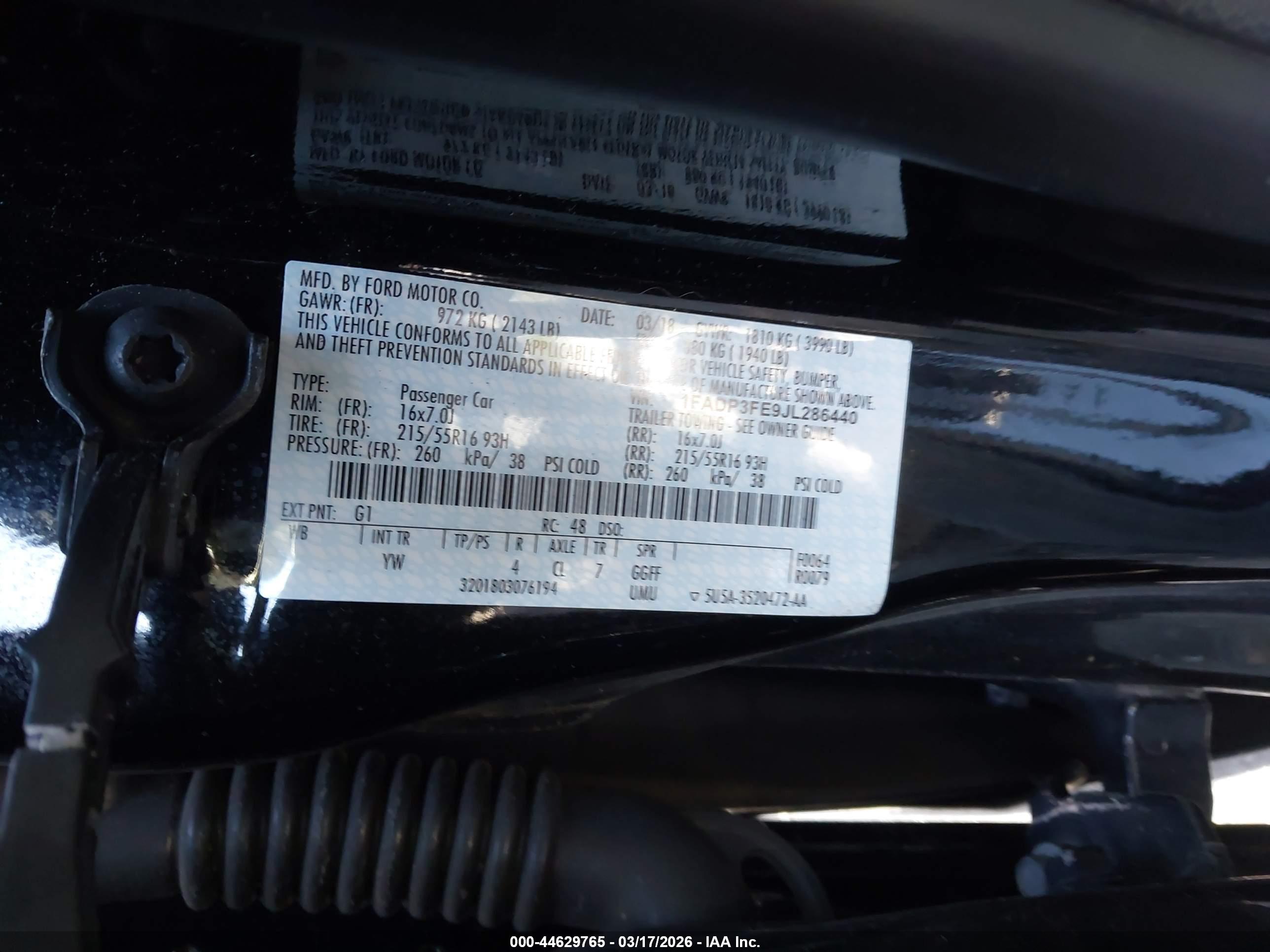 FORD FOCUS image 9